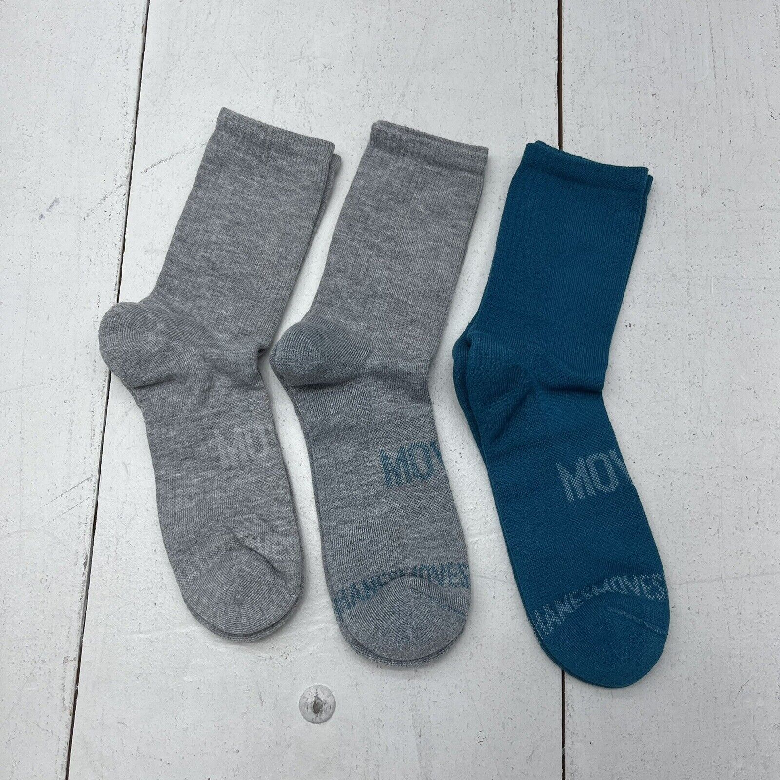 Hanes Moves 3 Pack Grey & Teal Crew Socks Men’s One Size NEW