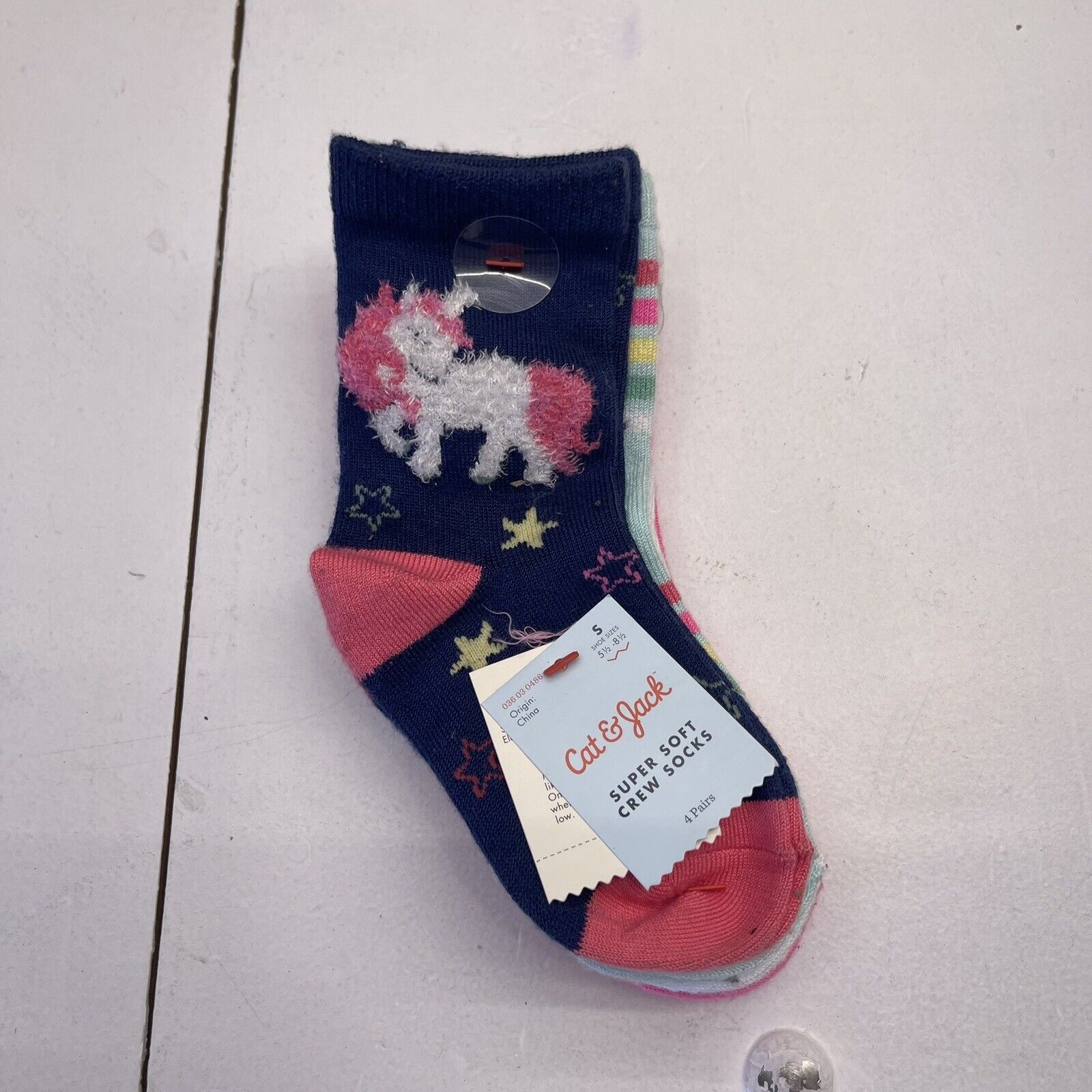 Cat & Jack 4 Pack Unicorn Crew Socks Youth Girls Size 5.5-8.5