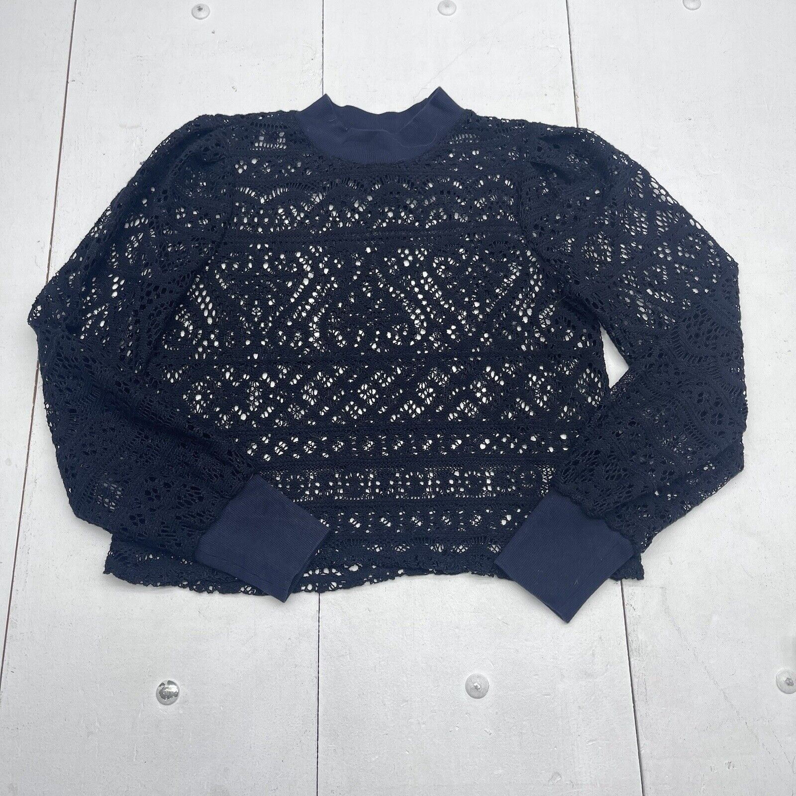 1 State Navy Blue Lace Cropped Long Sleeve Blouse Women’s Size Medium