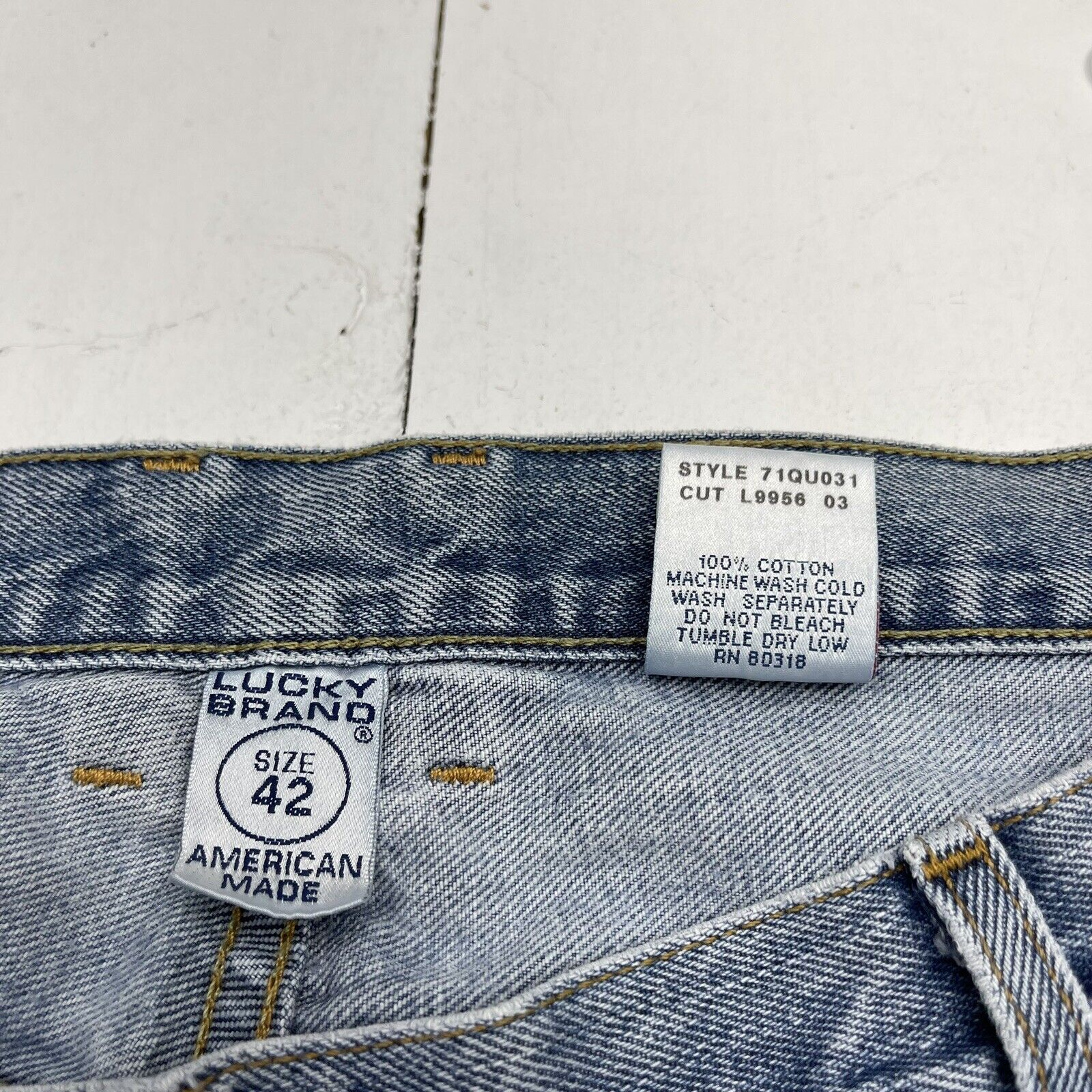 Vintage Lucky Brand Ligh Wash Blue Denim Straight Leg Jeans Mens 42 -  beyond exchange