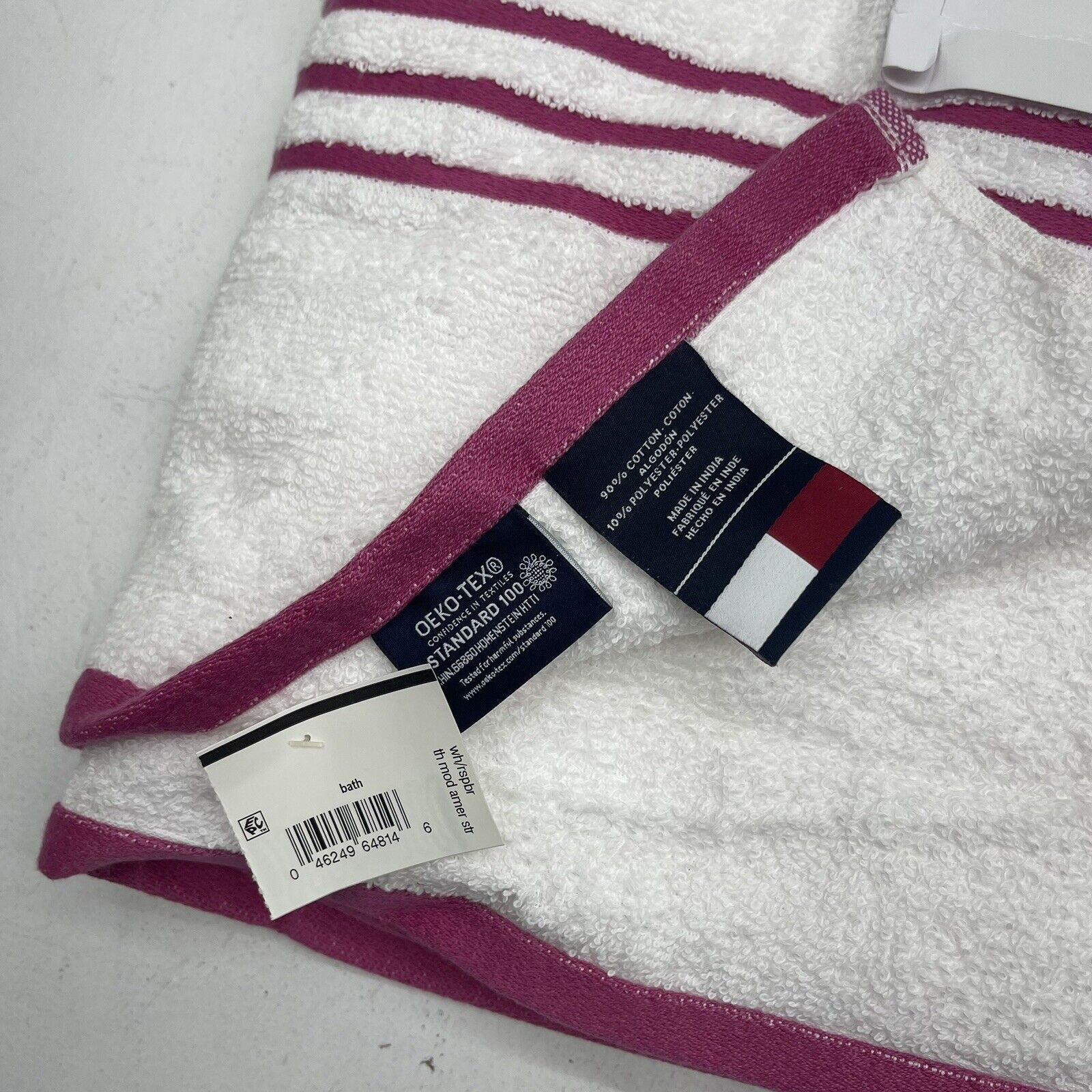 Ambient syre undgå Tommy Hilfiger Modern American Stripe White Raspberry Bath Towel 30 X -  beyond exchange
