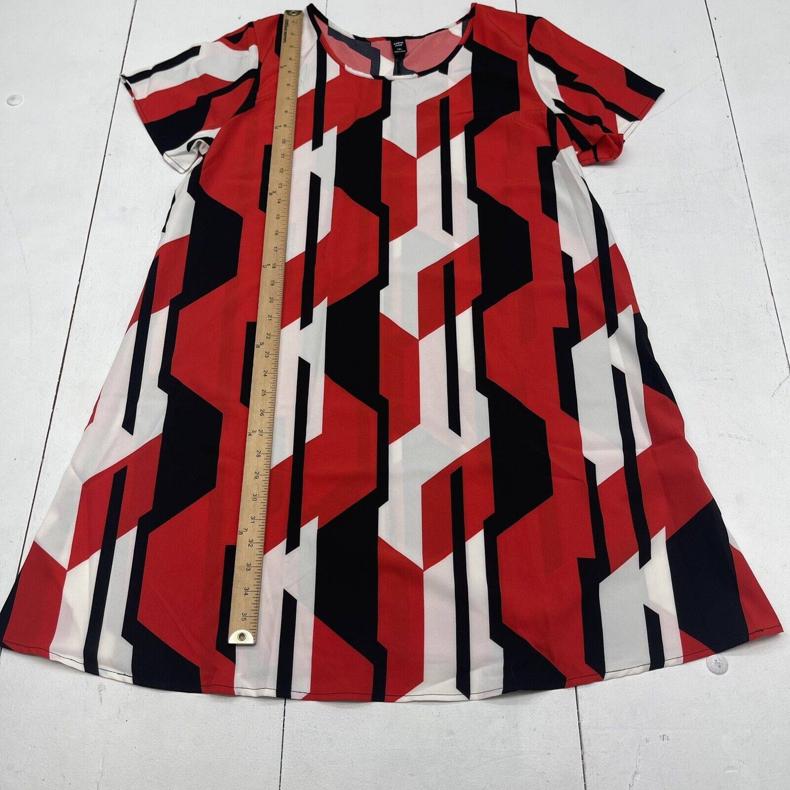 SHEIN Curve Red Black White Geo Print Short Sleeve Dress Women's