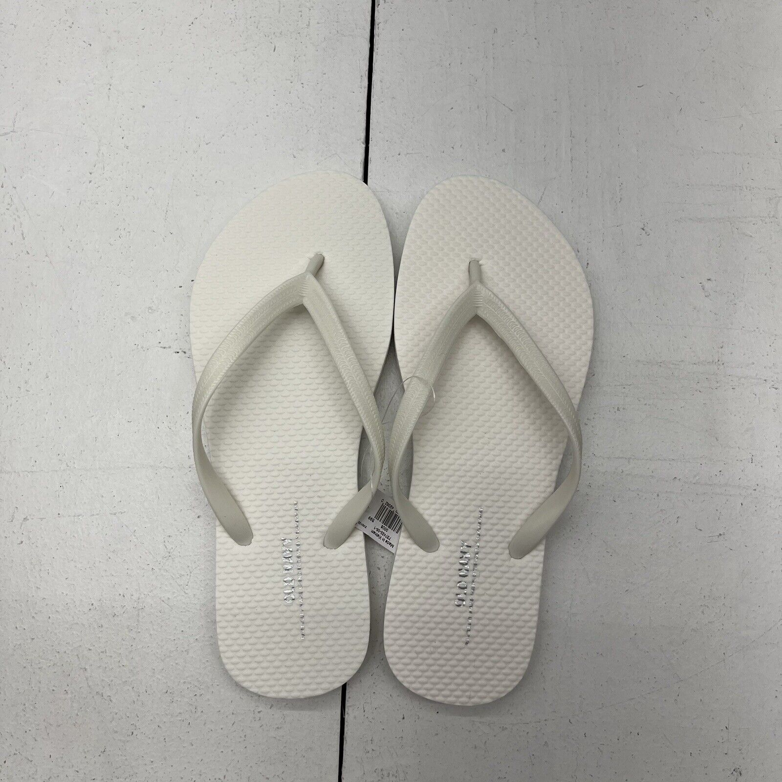 Old Navy White Flip-Flop Sandals Women’s Size 6 NEW