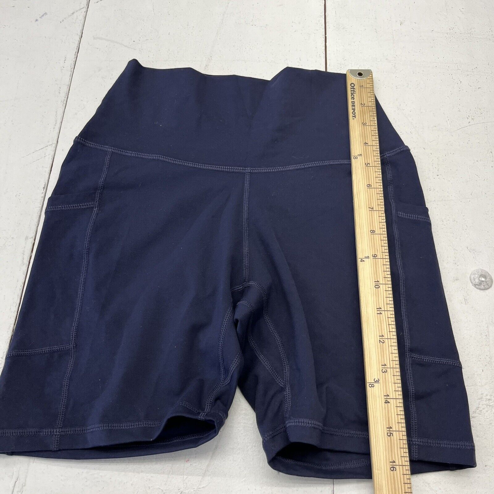 Colorful Koala Navy Blue Biker Shorts Women's Size Medium - beyond exchange