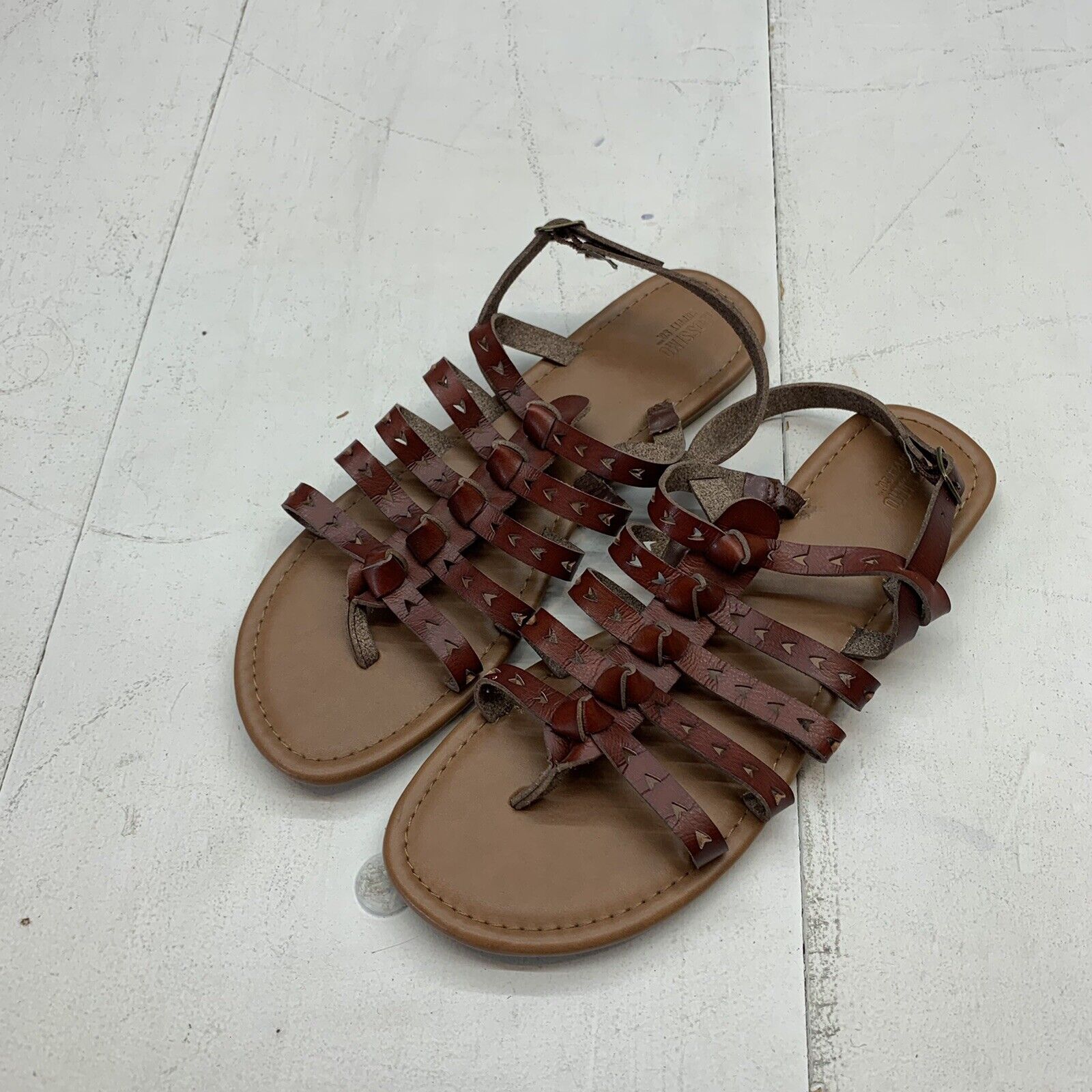 Mossimo Womens Brown Leather Sandals Size 11 - beyond exchange