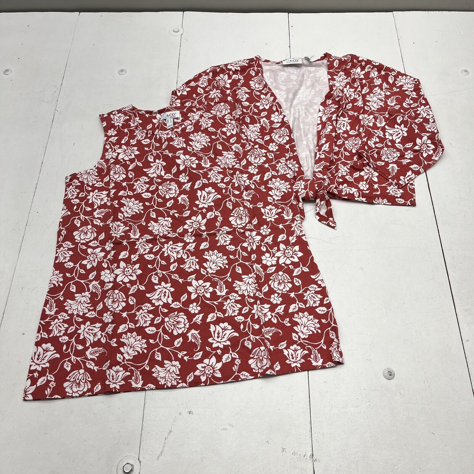 Denim & Co Red Floral Tie Blouse And Tank Top Women’s Size Large NEW