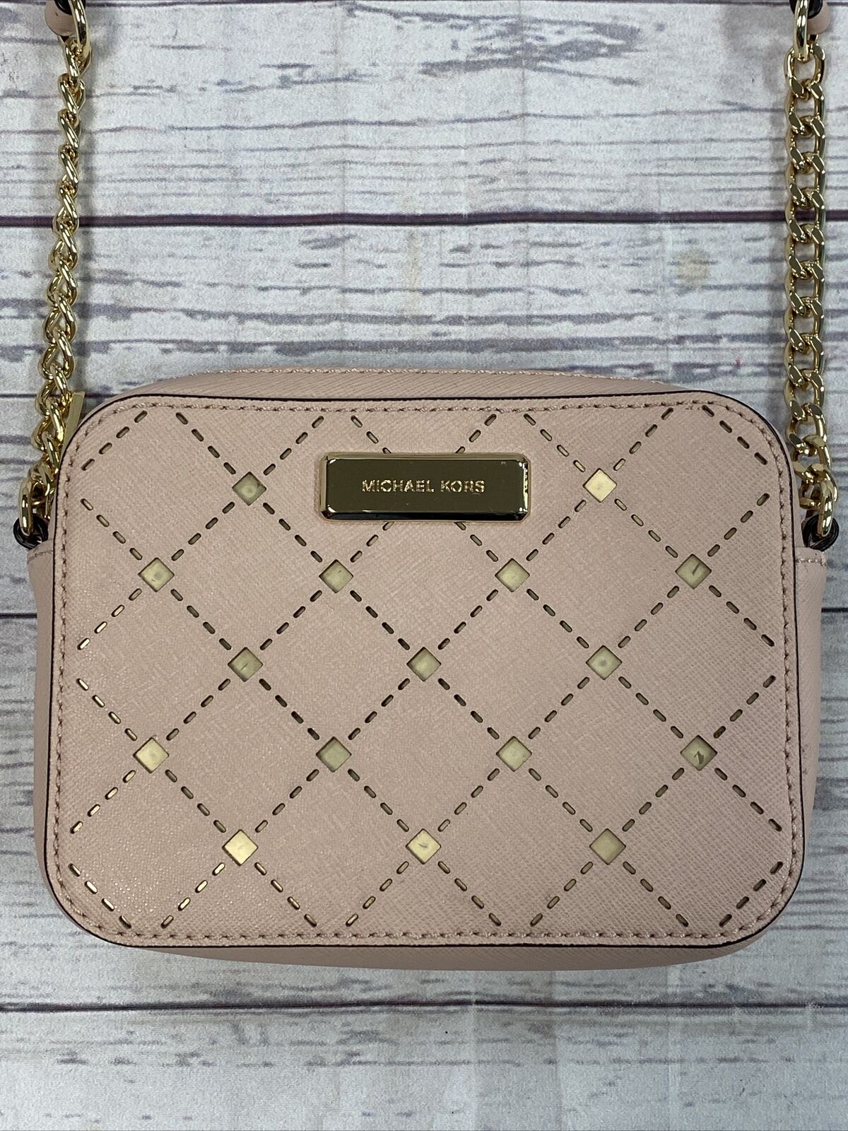 Michael Kors Crossbody Purse. - clothing & accessories - by owner - apparel  sale - craigslist