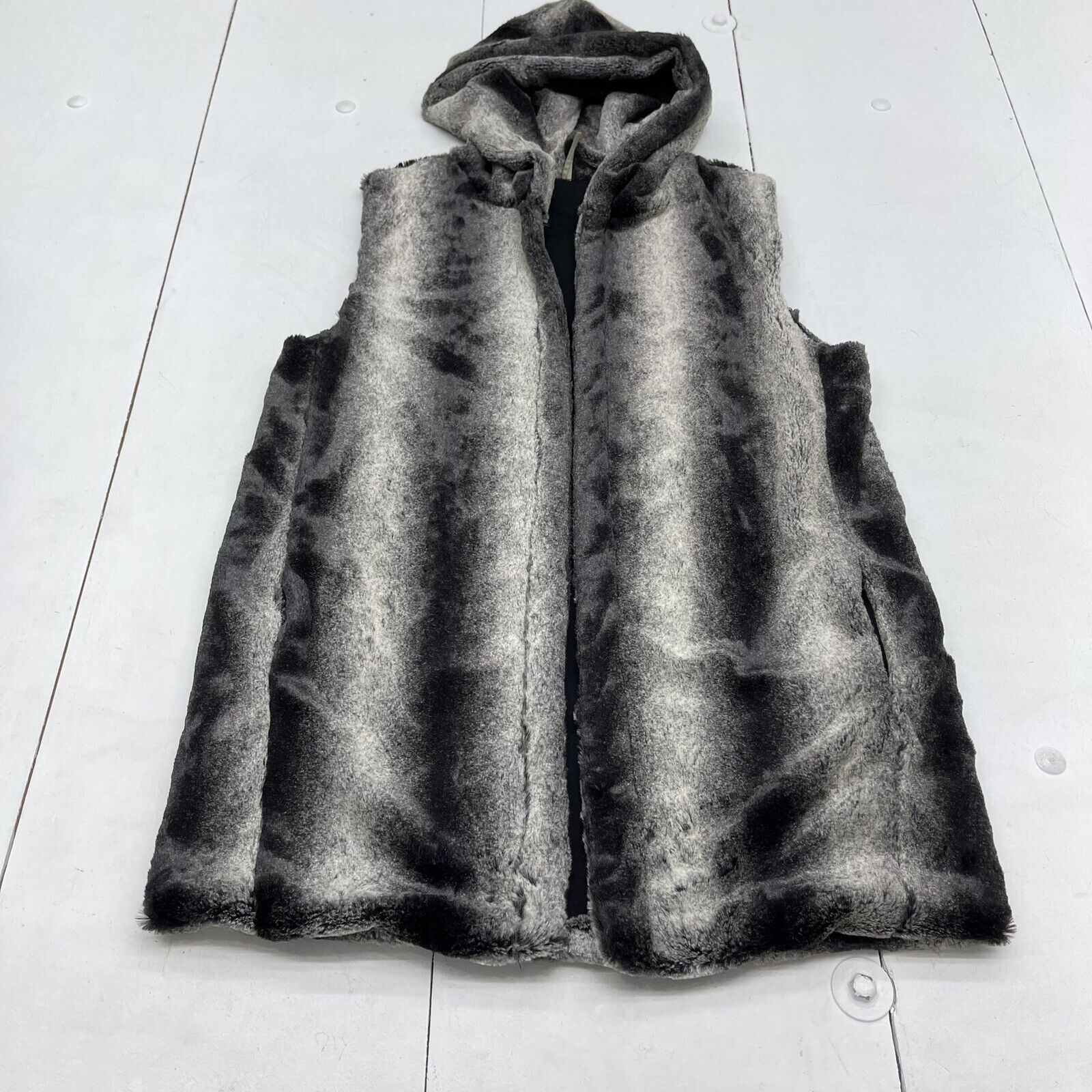 Capote Black Faux Fur Hooded Cardigan Vest Women’s Size XL