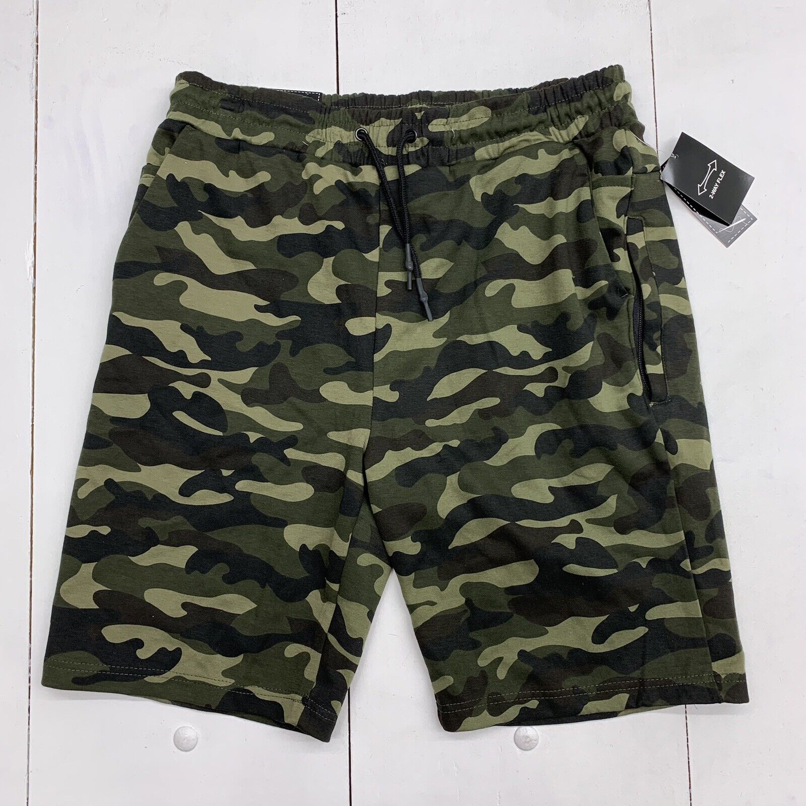 Wicked Stitch Mens Green Camouflage shorts Size Large