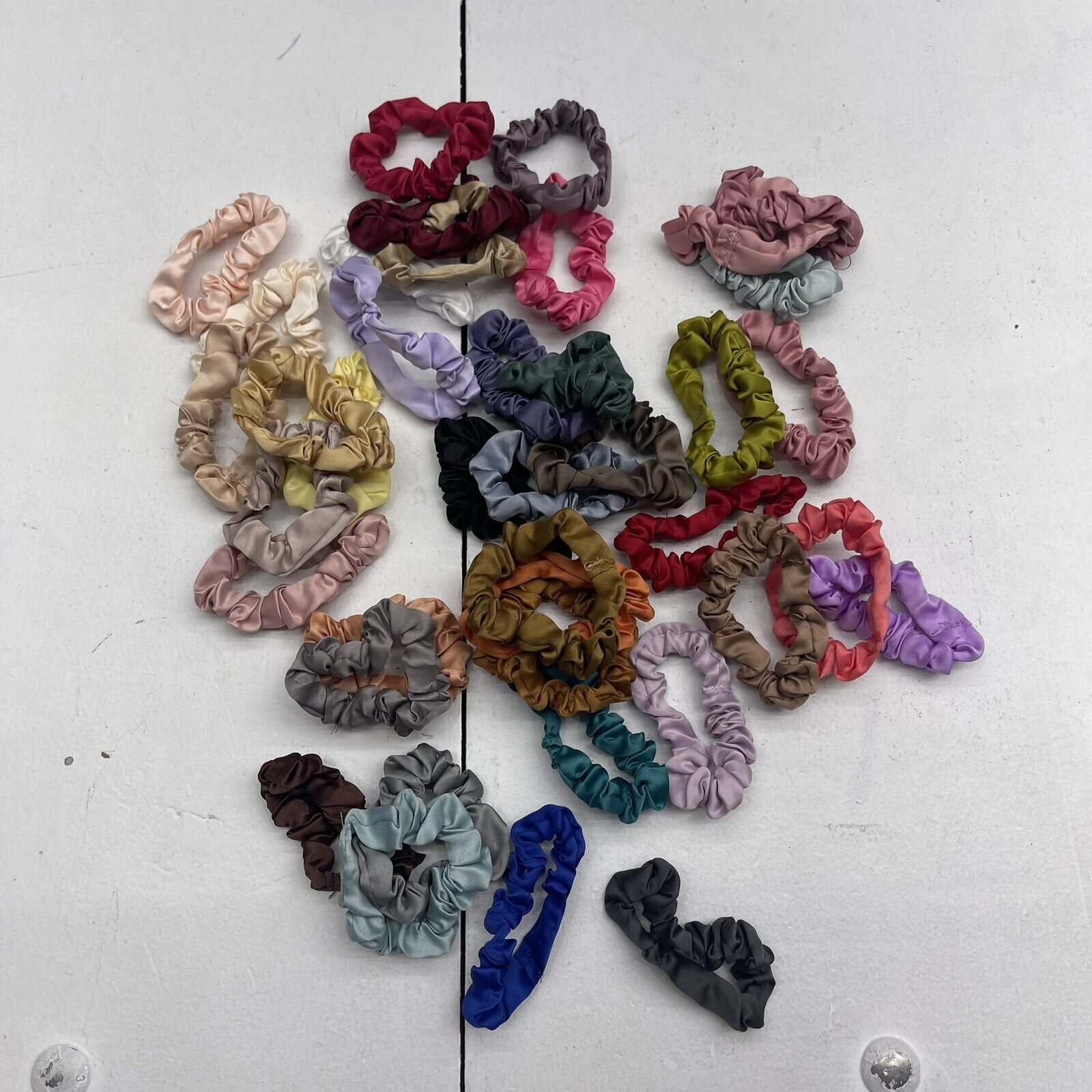 Women’s 40 Pack Multicolored Satin Scrunchie Hairties