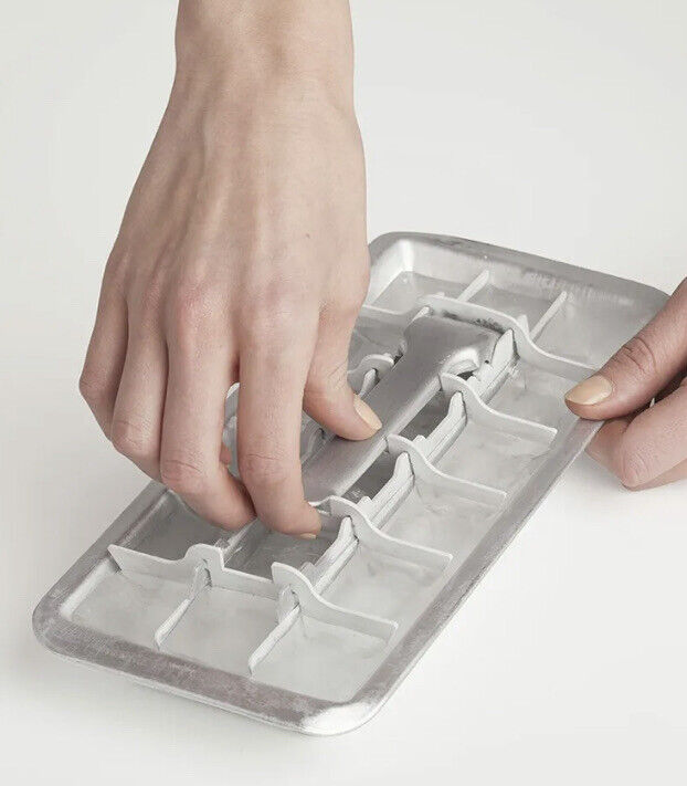 HIC Kitchen Vintage Aluminum Ice 18 Cube Tray Crack Ice in One Single -  beyond exchange