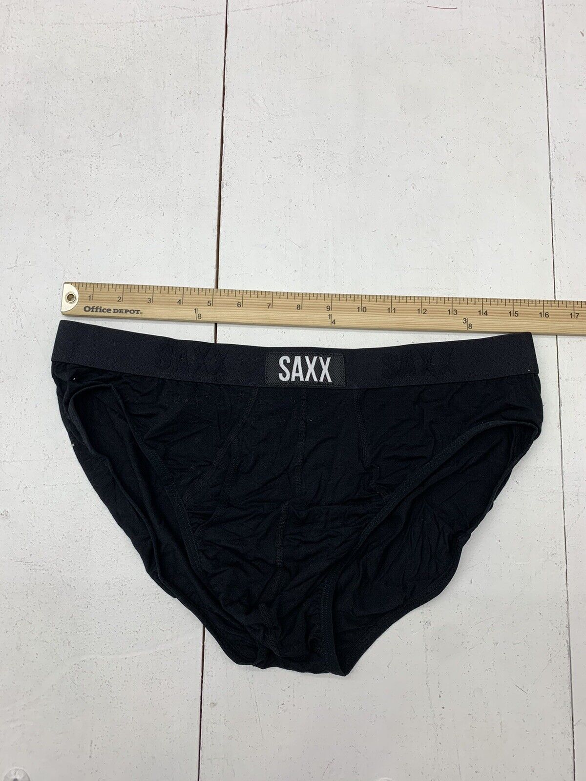 Saxx Mens Black Ultra Briefs Size XL - beyond exchange
