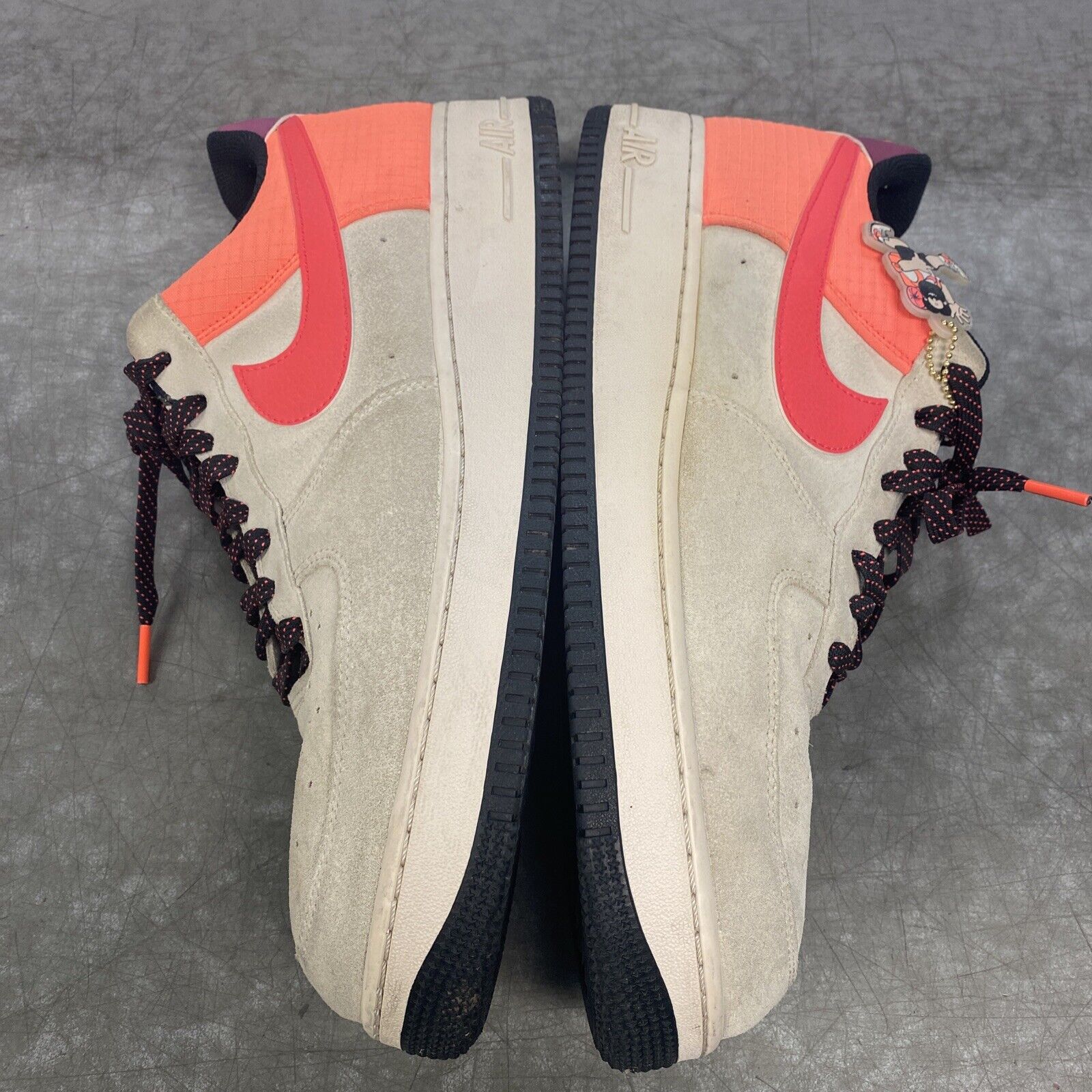 nike air force 1 lv8 size 13