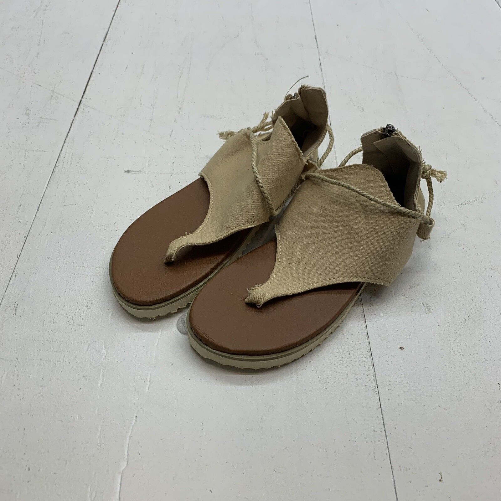 Womens Tan Sandals Back zip size 7