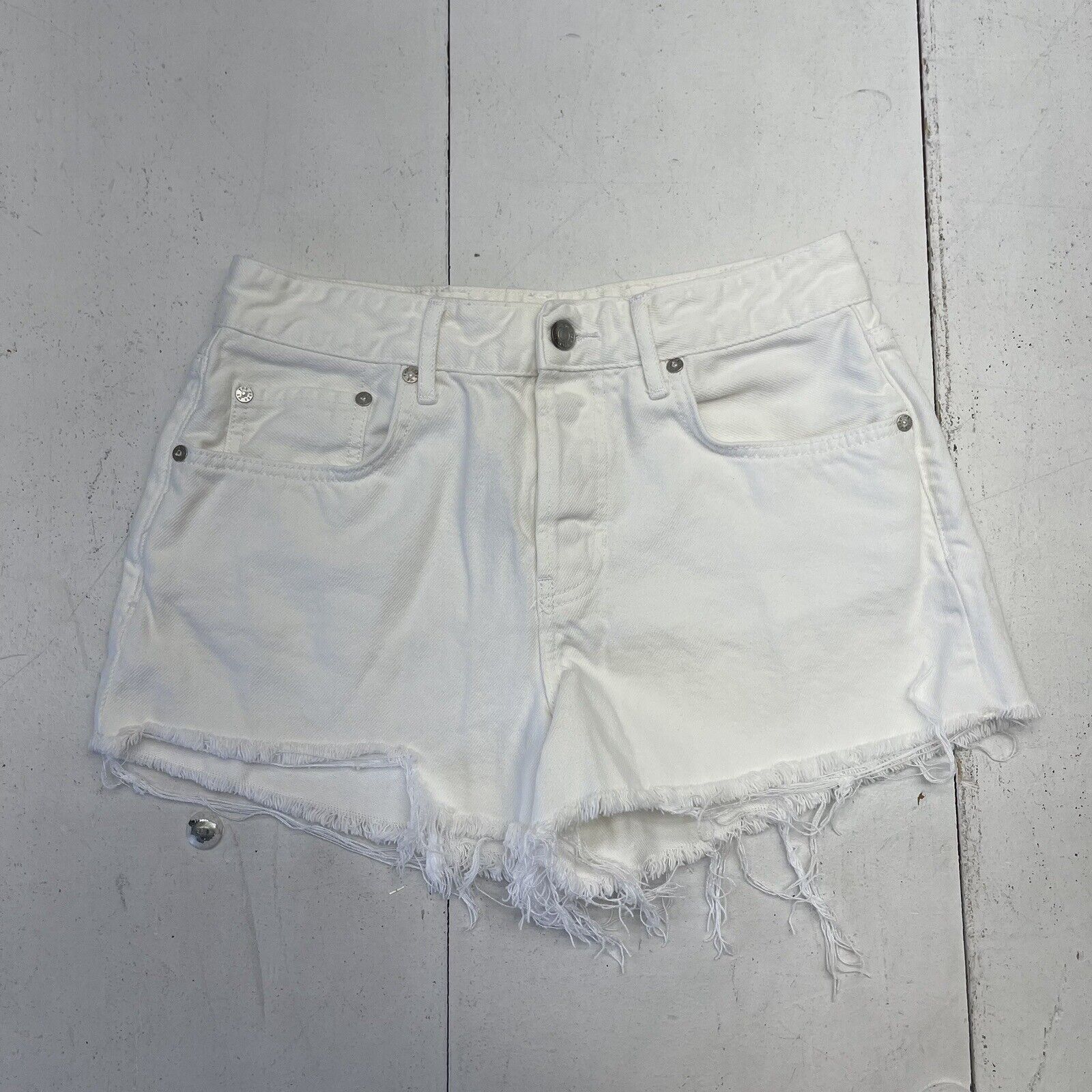 We The Free White Denim Raw Hem Button Fly Shorts Women’s Size 29