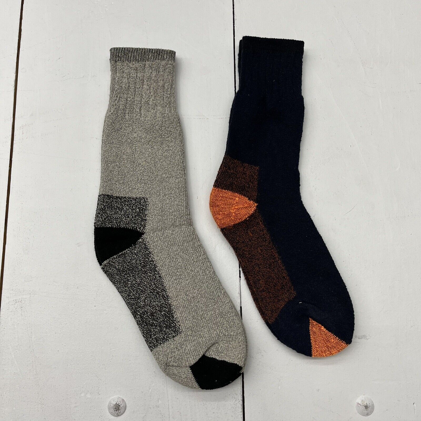 2 Pack Of Black/Gray & Blue/Orange Tight Knit Crew Socks Mens One Size NEW