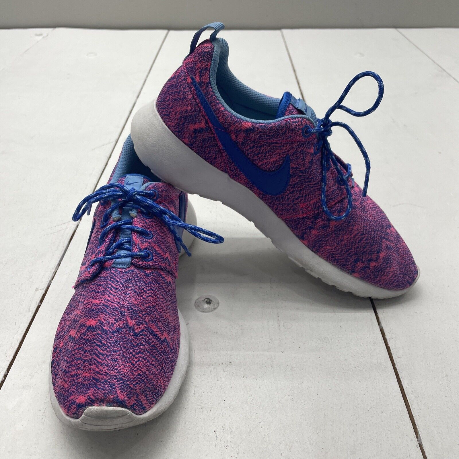 Nike Pink Blue Roshe Run GS Running Shoes Sneakers 677784-600 Girls Size 7Y