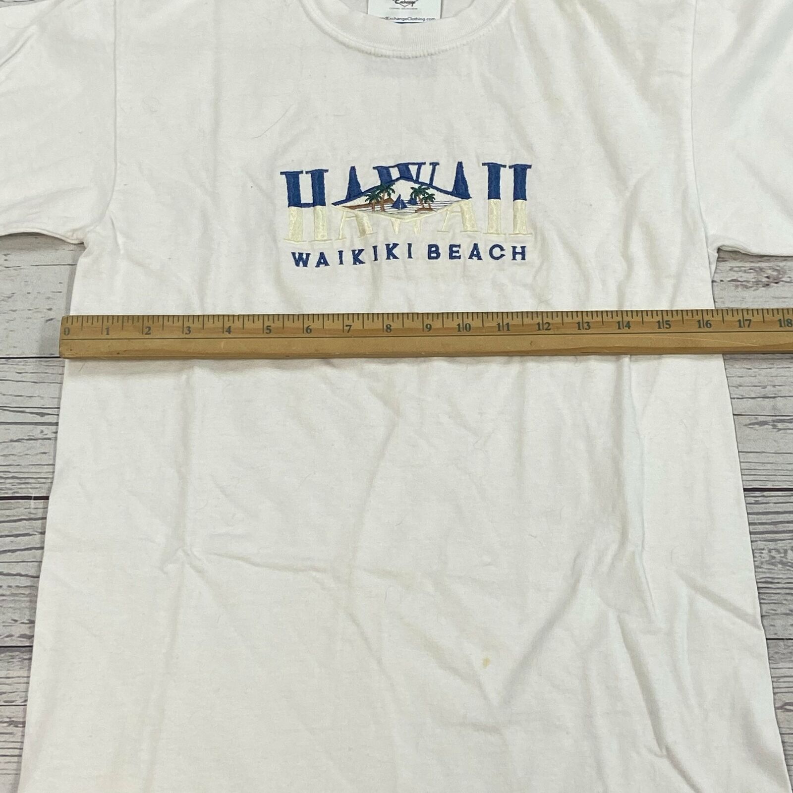 Vintage Hawaii Waikiki Beach Stitched White Short Sleeve T-Shirt