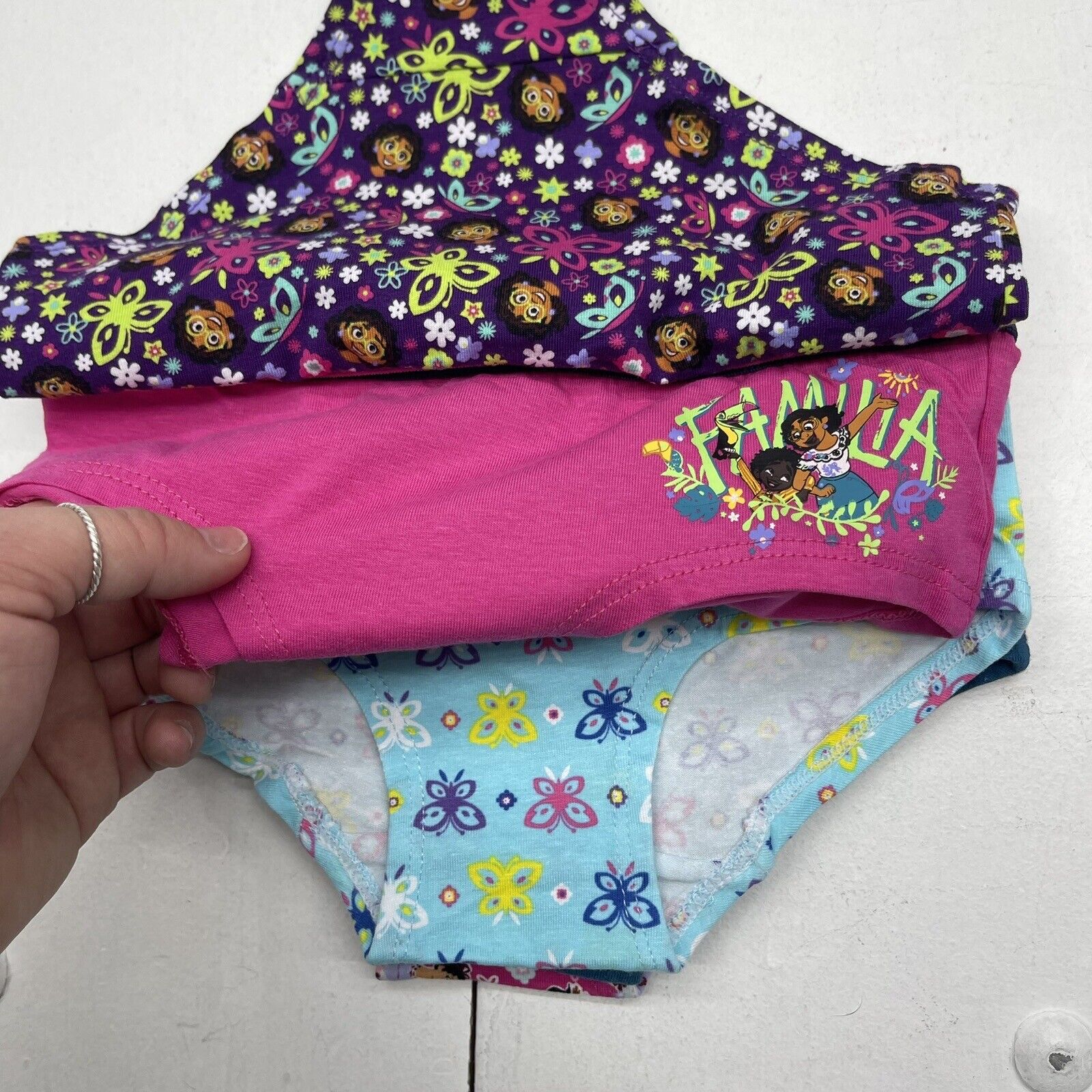 Disney Encanto 5 Pack Underwear Youth Girls Size Small 4 NWOT