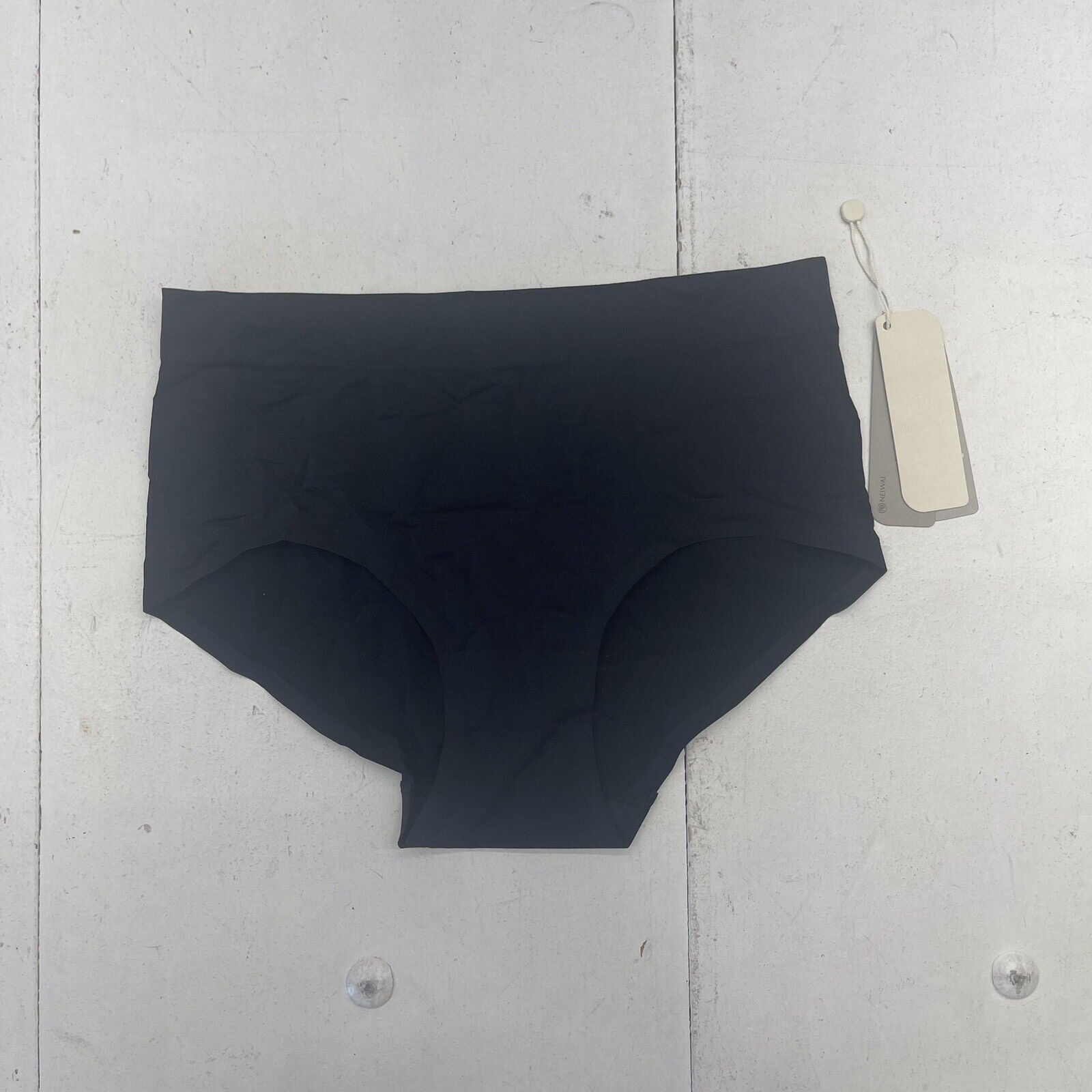 Neiwai Black Seamless Brief Underwear Women’s Size M/L New