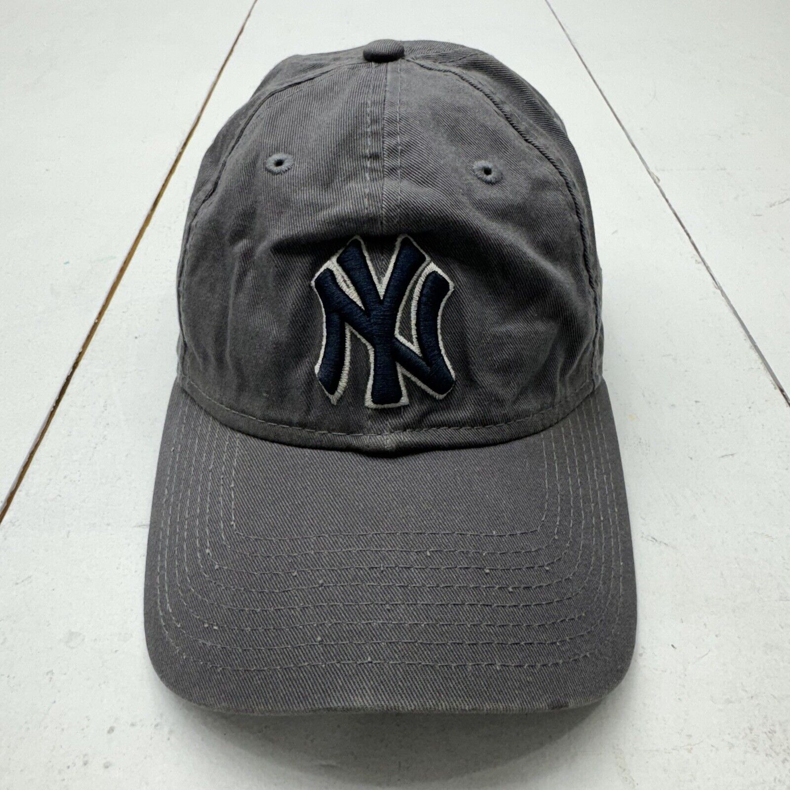New Era Grey New York Yankees Baseball Cap Adjustable One Size Fits Most Unisex