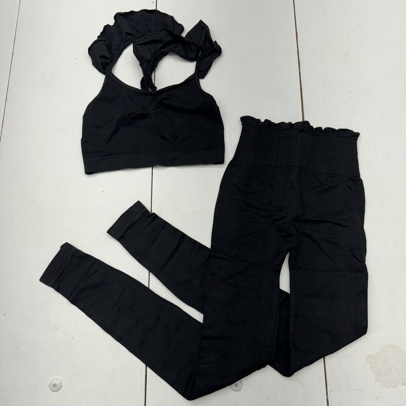 Black 2-Piece Activewear Set Ruffle Strap Crop Top, Leggings