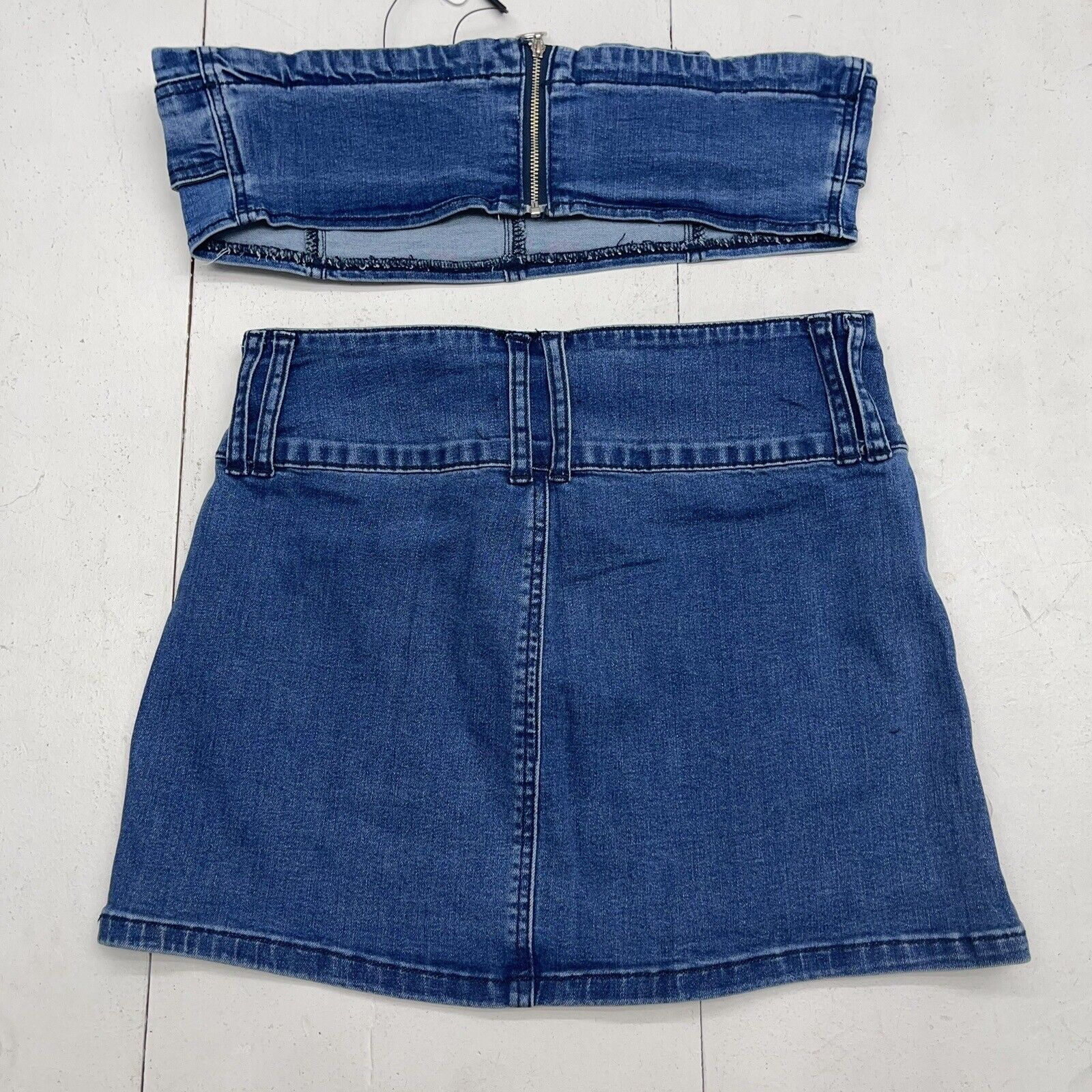 Blue Denim Spaghetti Strap V Neck Button Shorts Two Piece Set – Hot Miami  Styles