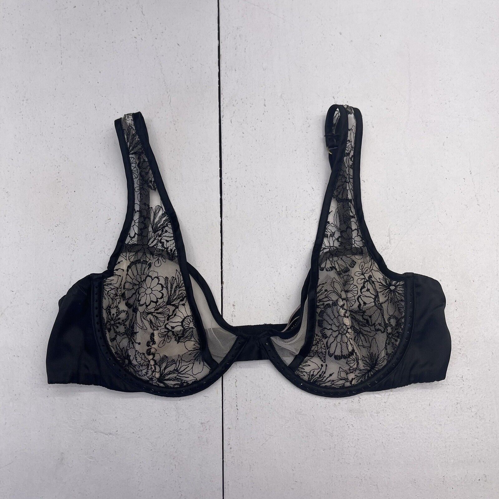 🆕 Victoria's Secret Bombshell Black Lace Bra Size 34D NWT