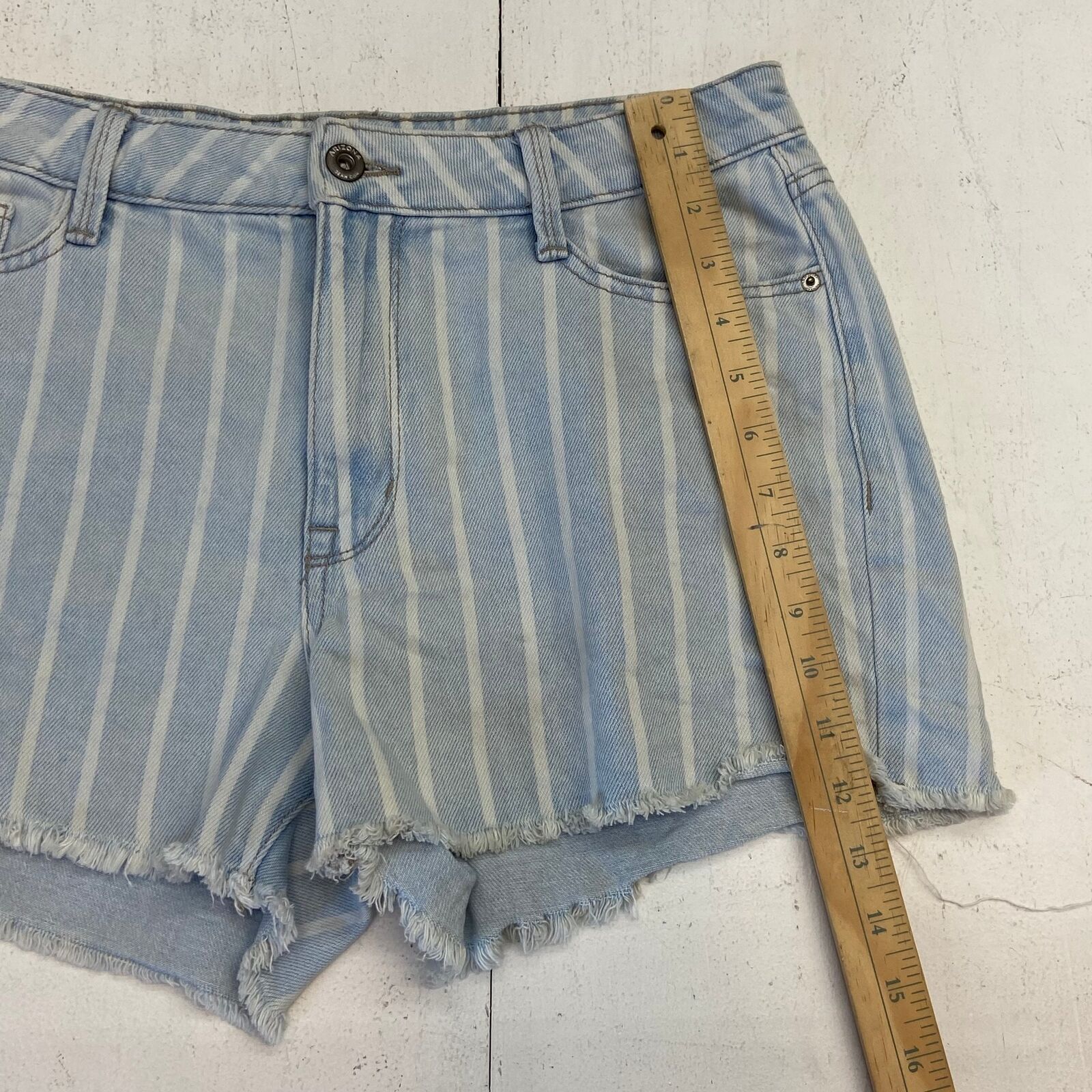Arizona Blue White Pin Stripes Denim Cut-Off Mom Shorts Women Size 11 -  beyond exchange