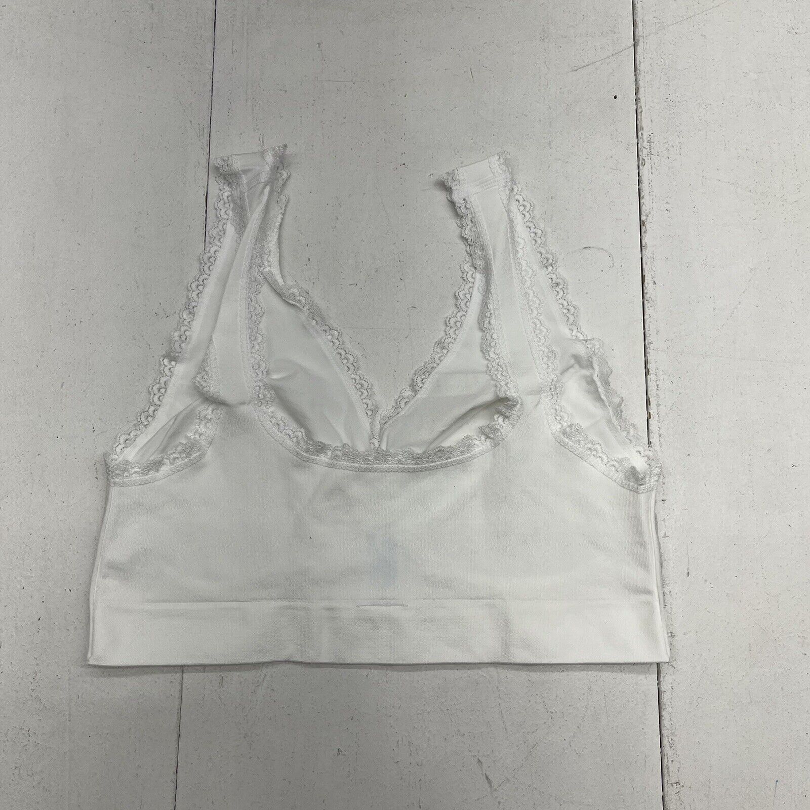 Fox Valley Traders White Lovely Lace Front Hook Bra Womens Size 2XL NE -  beyond exchange