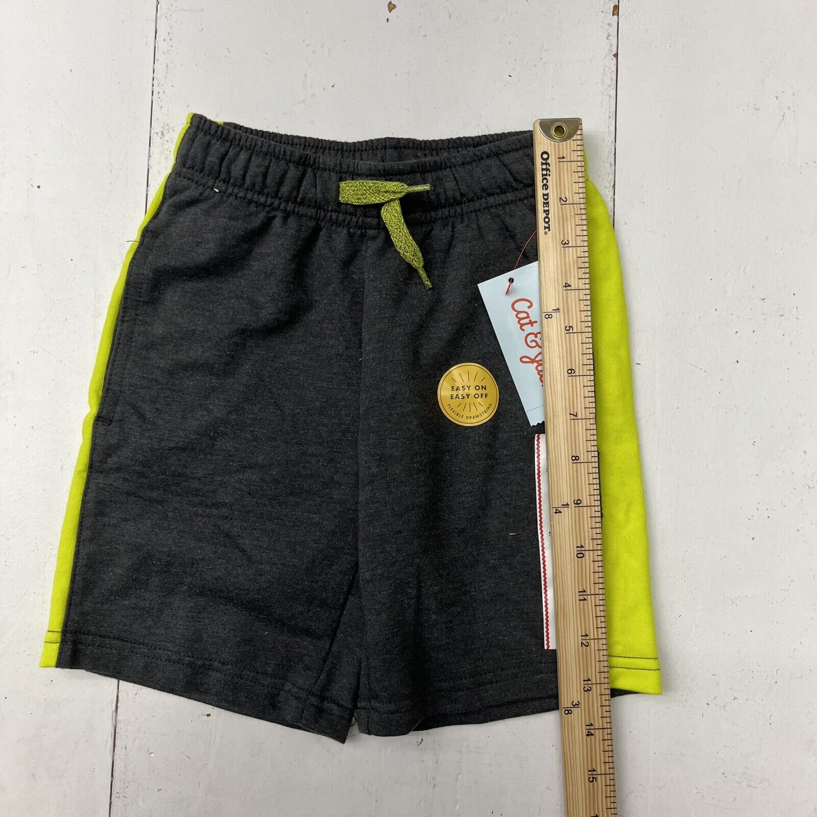 Cat & Jack Charcoal/Yellow Athletic Shorts Boys Size XS (4/5) NEW