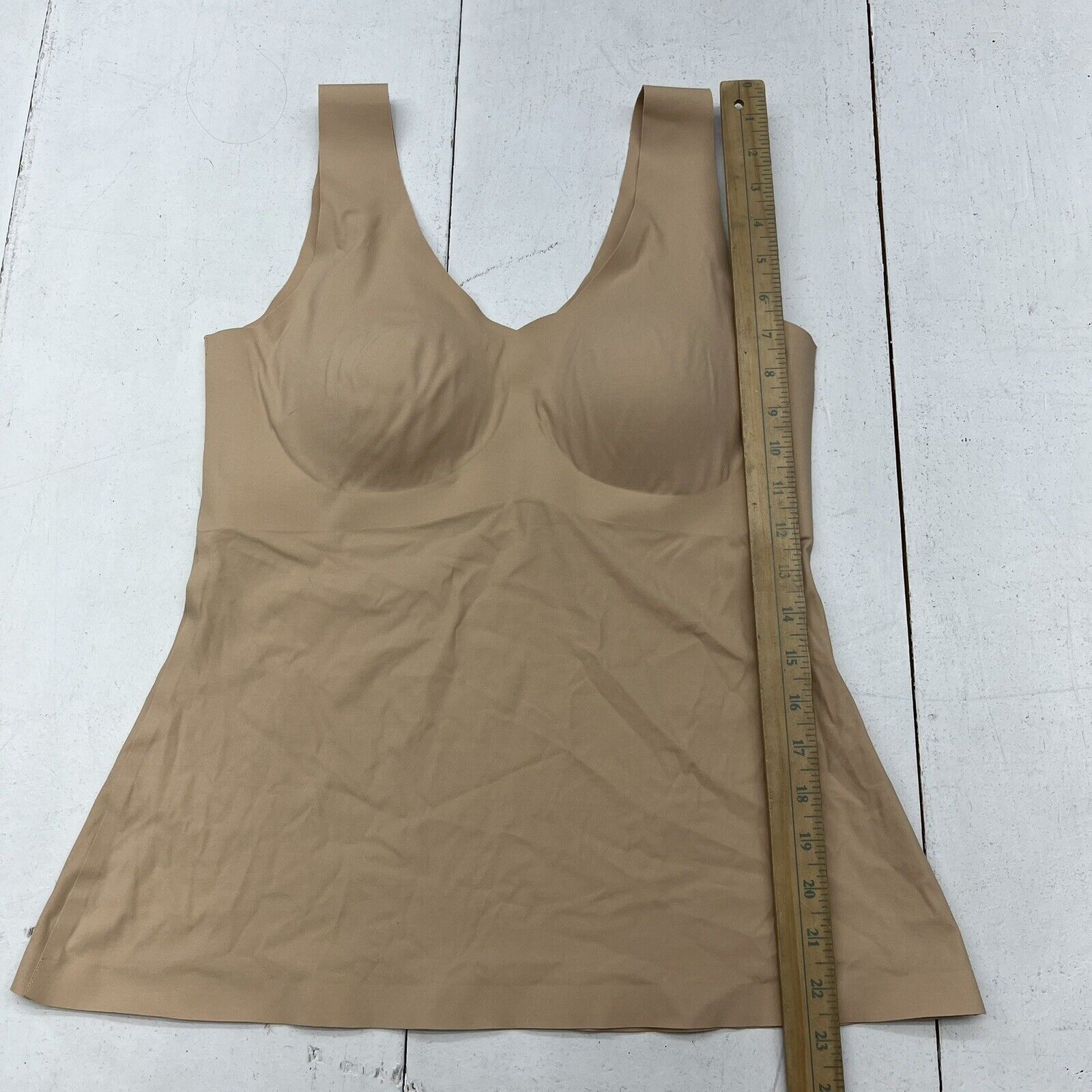 Knix LuxeLift Beige Evolution Tank Top Removable Pads Women's Size Lar -  beyond exchange