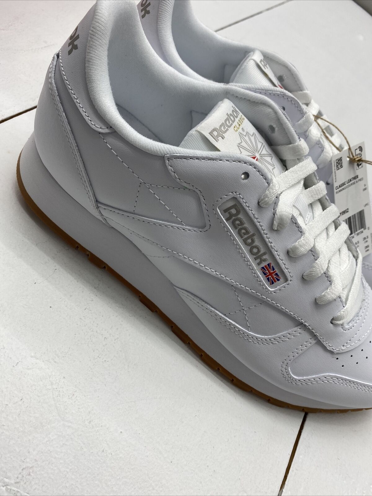 Reebok GY0952 White Sneaker Women Size 10 - beyond