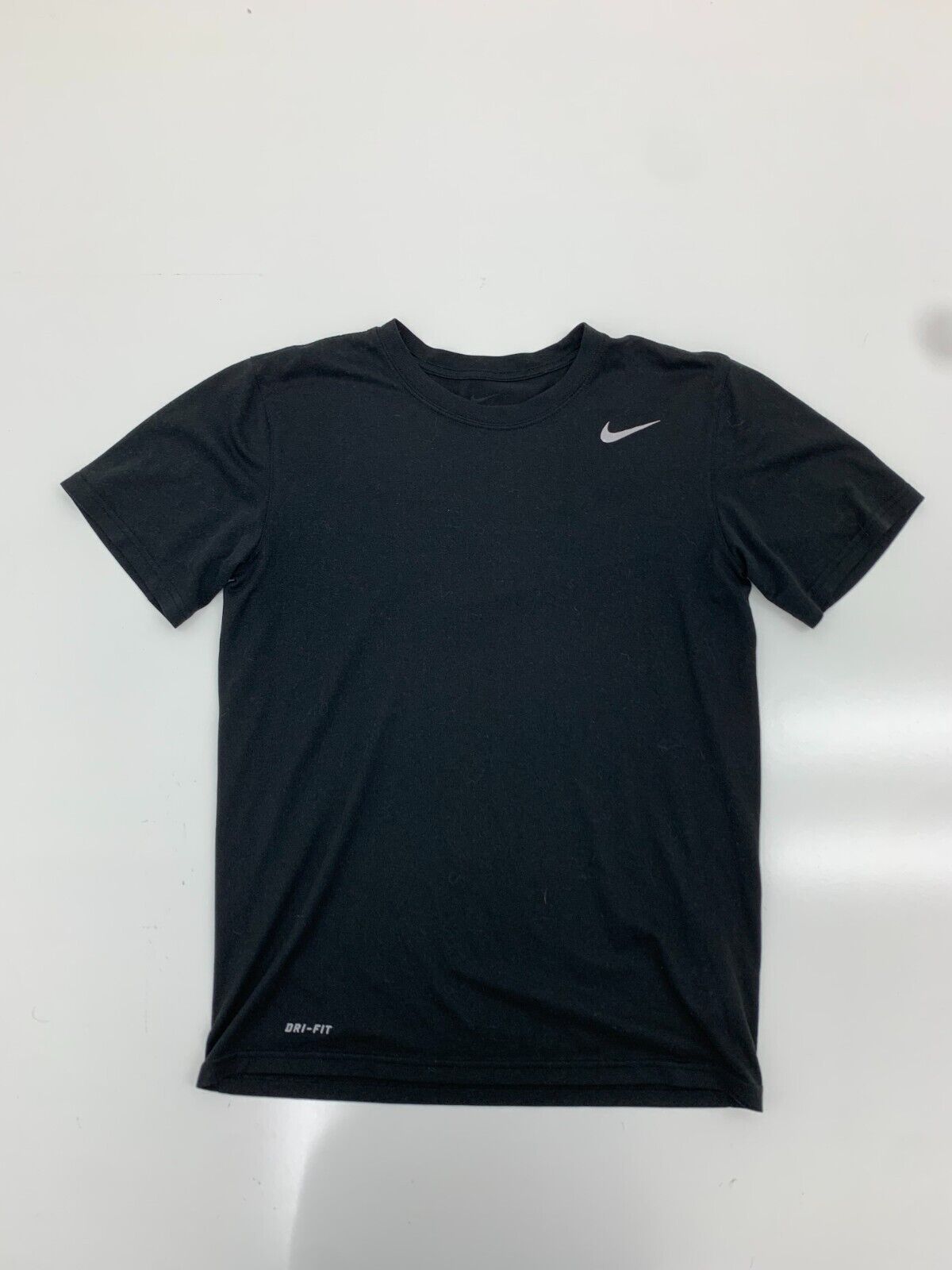 Nike Dri Fit Mens Black Short Sleeve Athletic Shirt Size Small