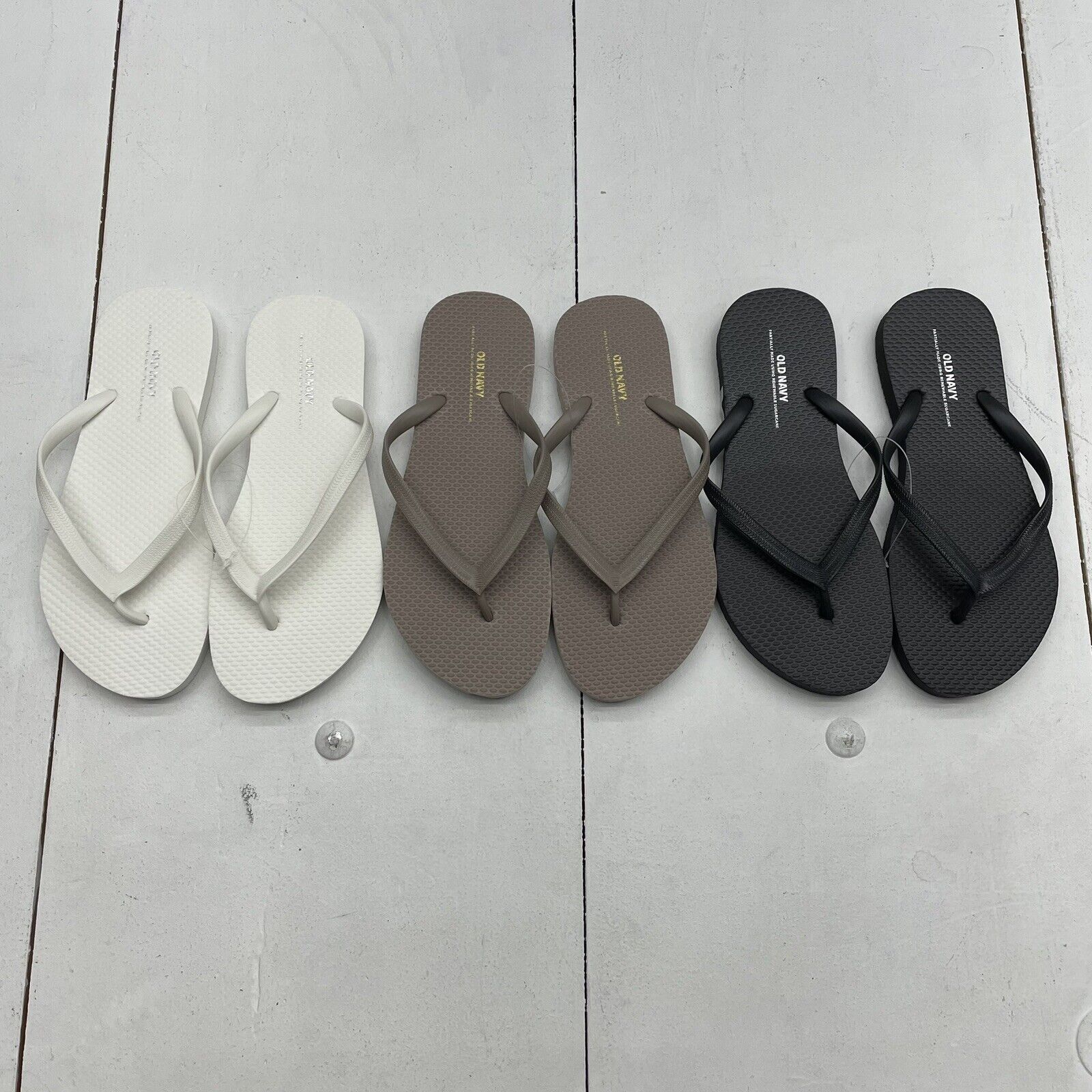 Old Navy Neutral Taupe White Black 3 Pack Flip Flop Sandals Women Size 6 New *