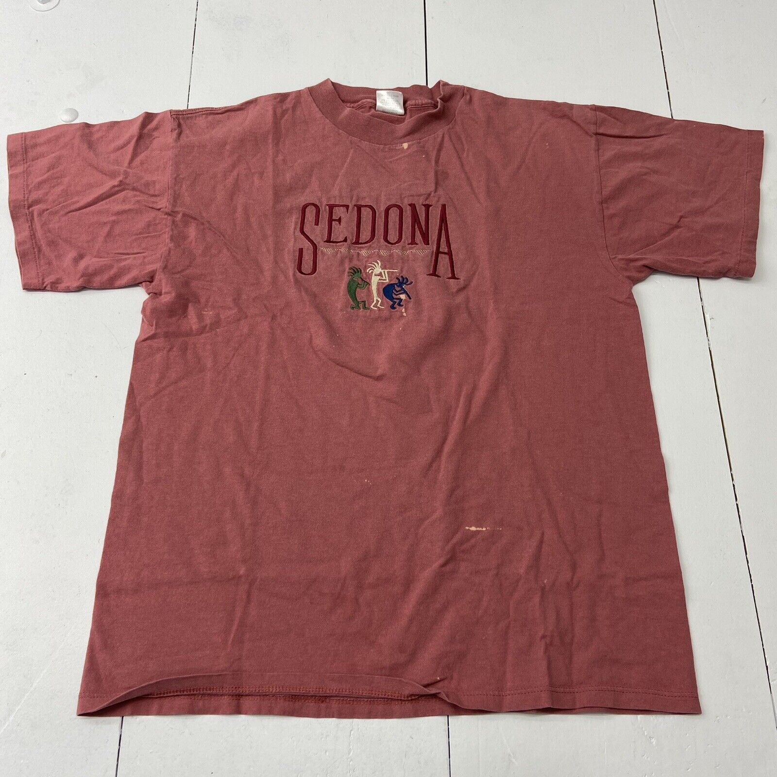 Vintage Sedona Faded Red Southwest Embroidered Short Sleeve T-Shirt Ad -  beyond exchange