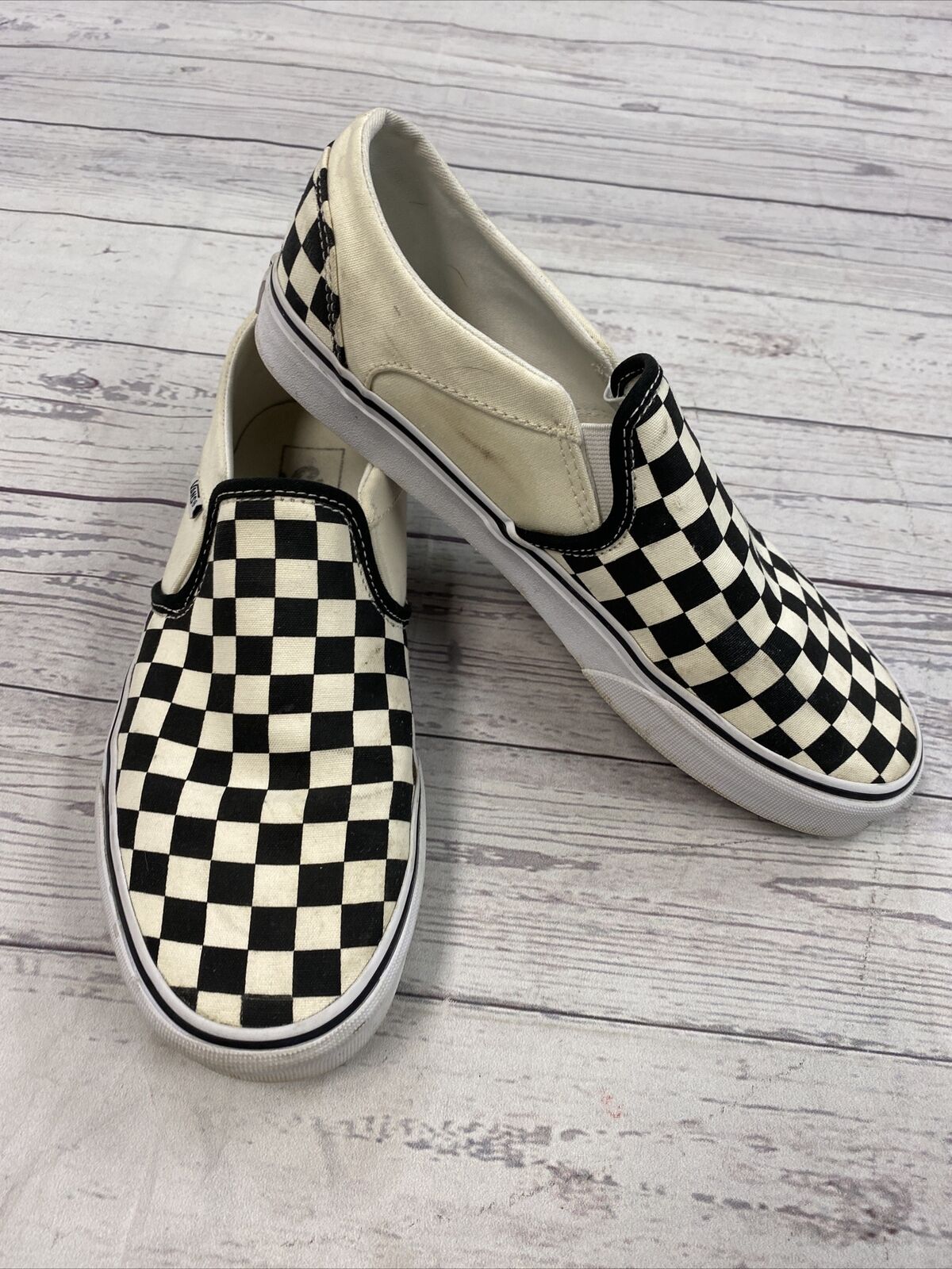 VANS Classic Slip On White/Black Checkered Canvas Skate Shoes Women’s 9.5*