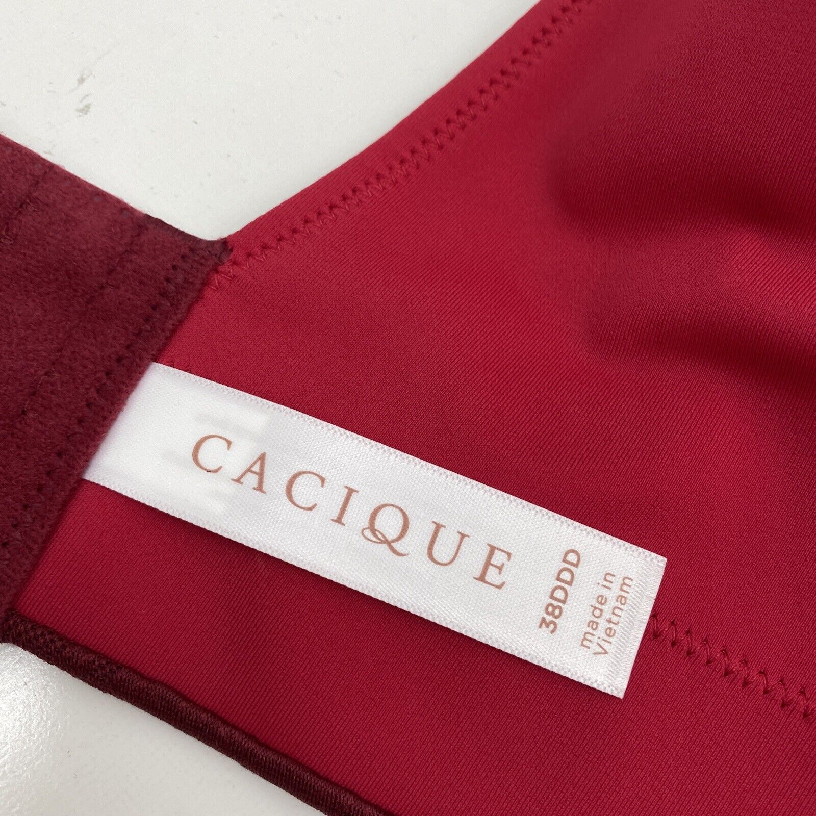 Cacique …red, gold accents…lightly - Gem