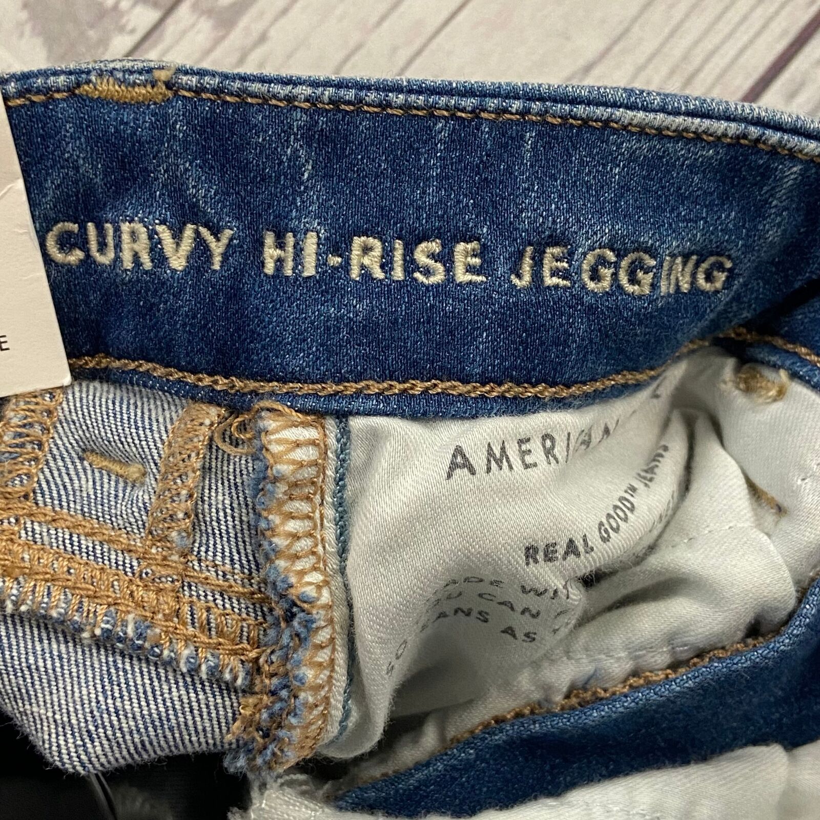 American Eagle AEO Curvy Hi-Rise Blue Distressed Denim Jeans Women Siz -  beyond exchange
