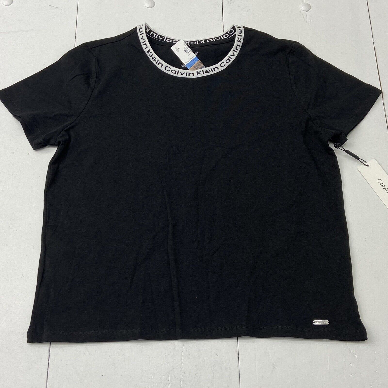 Calvin Klein Essentials Black Short Sleeve T-Shirt Women Size