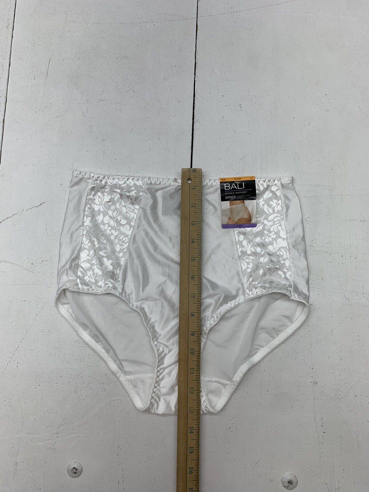 Bali Womens Double Support White Briefs Size Large - beyond exchange