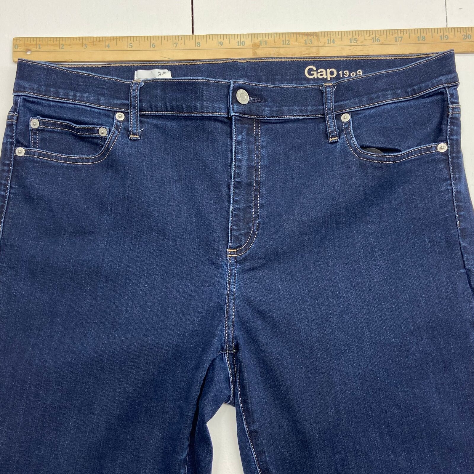 GAP Denim Dark Blue Slim Straight Leg Jeans Women Size 35 R - beyond  exchange