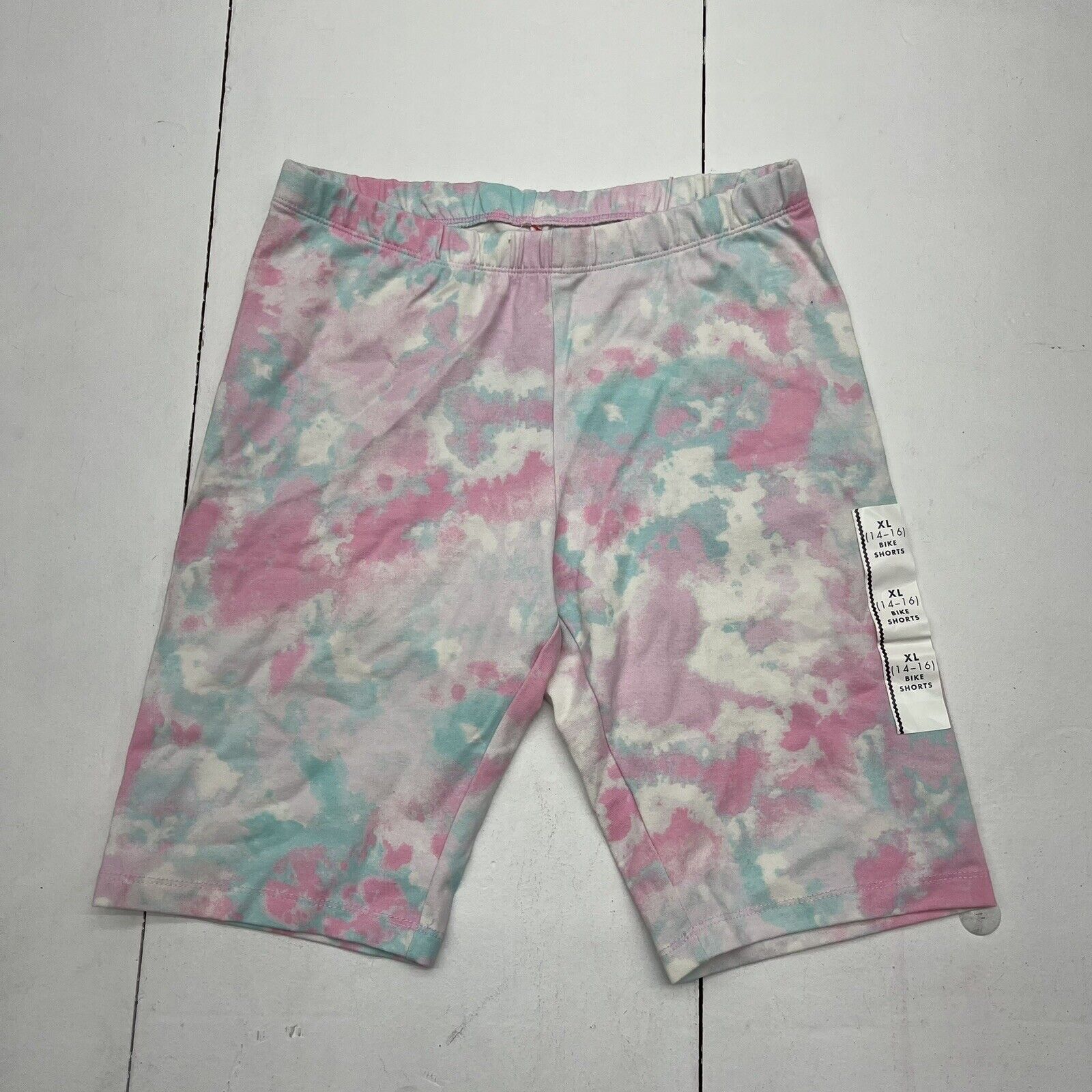 Cat & Jack  Almond Cream Tie Dye Bike Shorts Girls Size XL (14/16) NEW