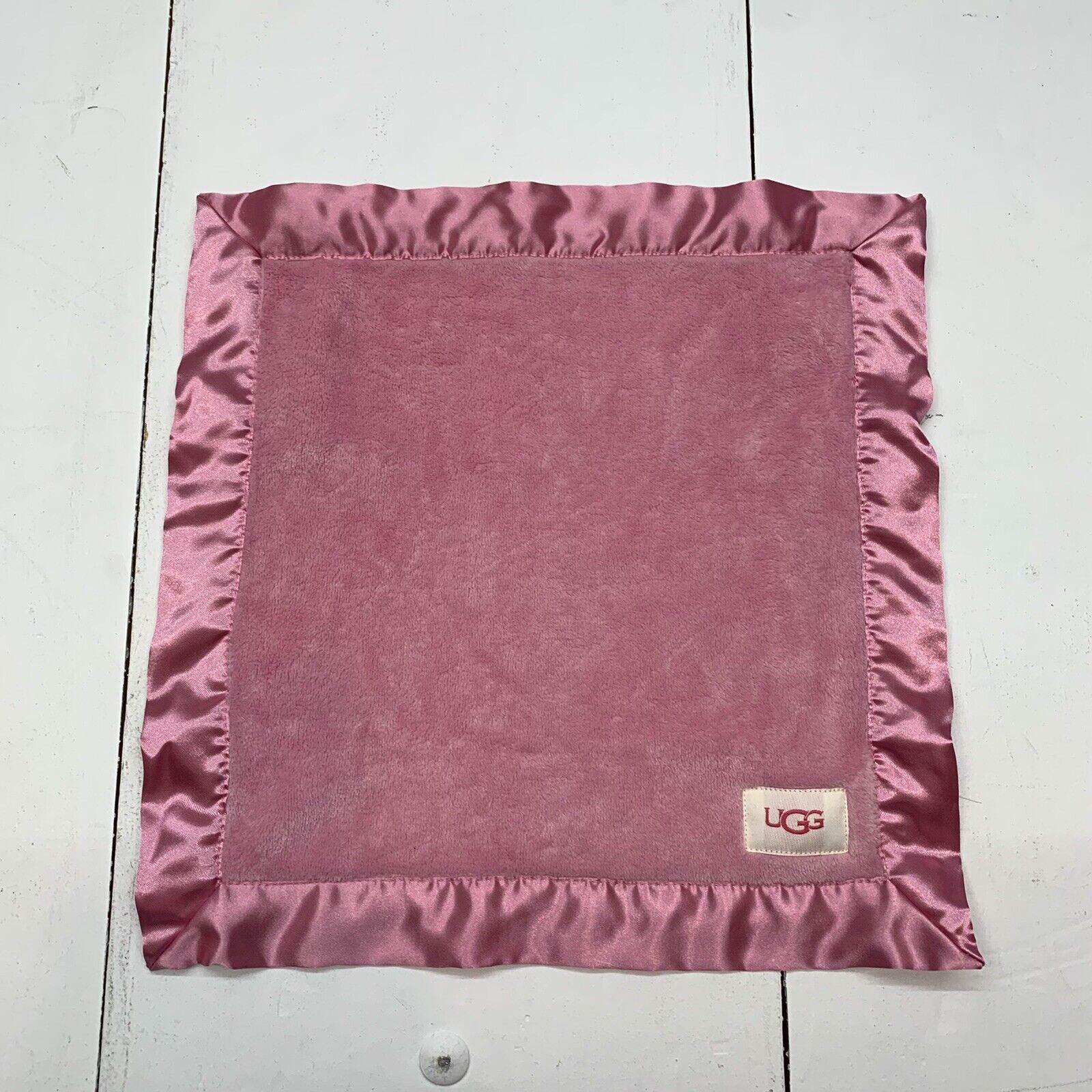 Ugg Pink Microfiber Cloth 100% polyester