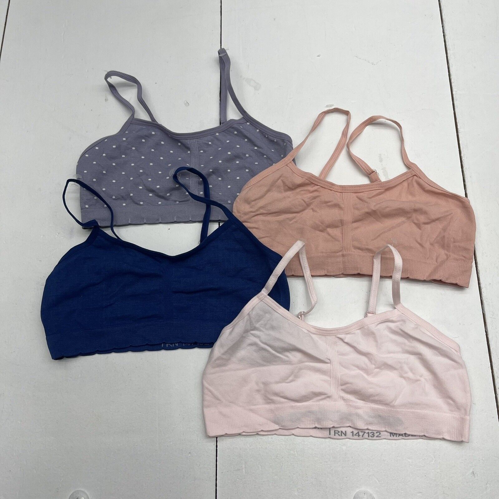 Chic La Vie 4 Pack Multicolored Sports Bras Youth Girls Size Small NWO -  beyond exchange