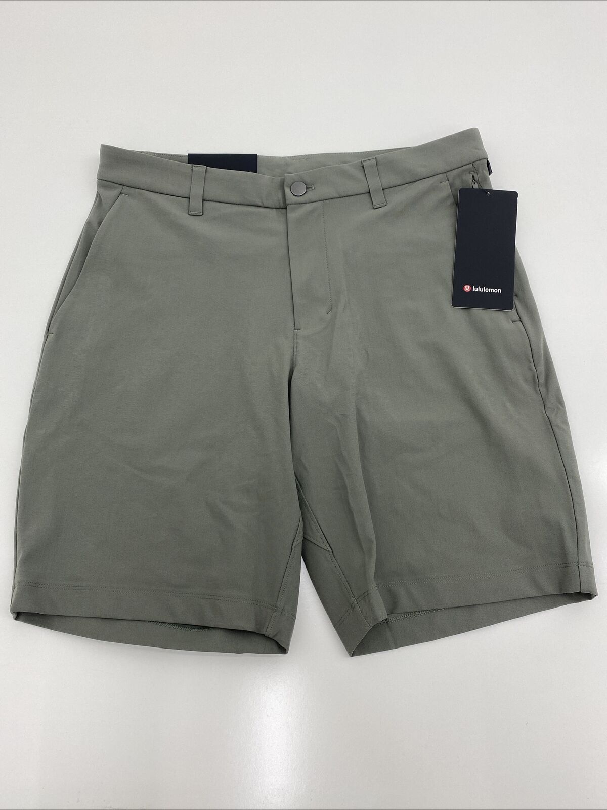Lululemon Commission Classic-Fit Short 9" Gray Green Mens Size 32 New