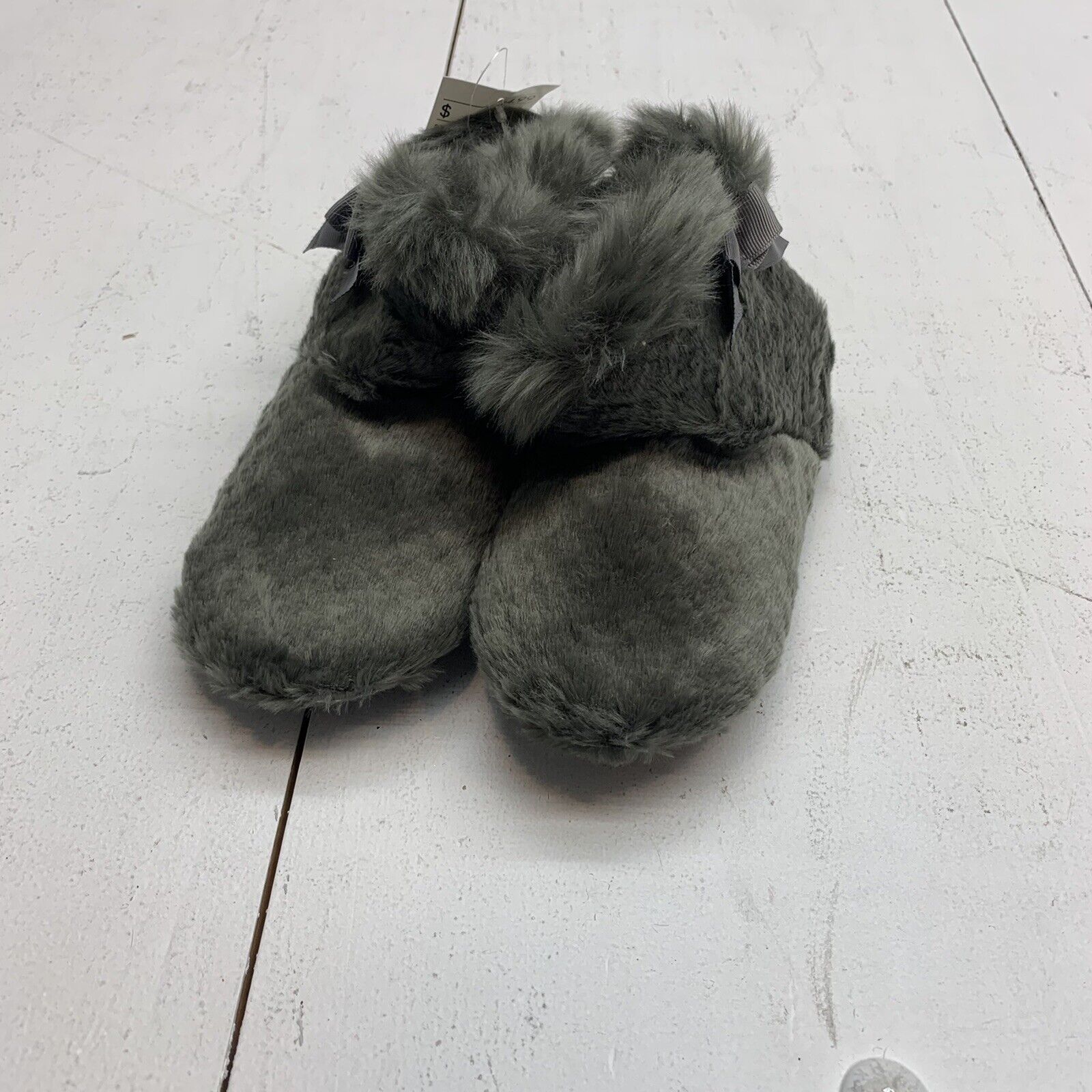 H&M Girls Fuzzy House Slippers Size 10-11.5